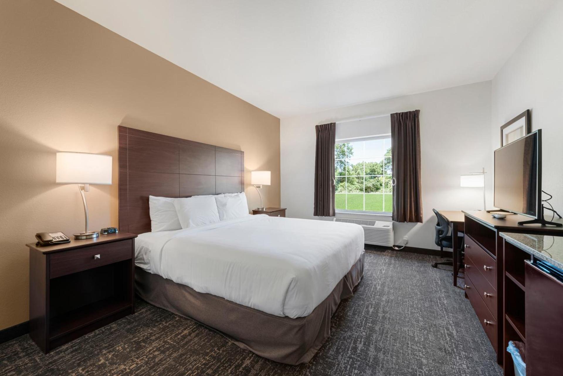 Cobblestone Hotel & Suites - Urbana photo 27