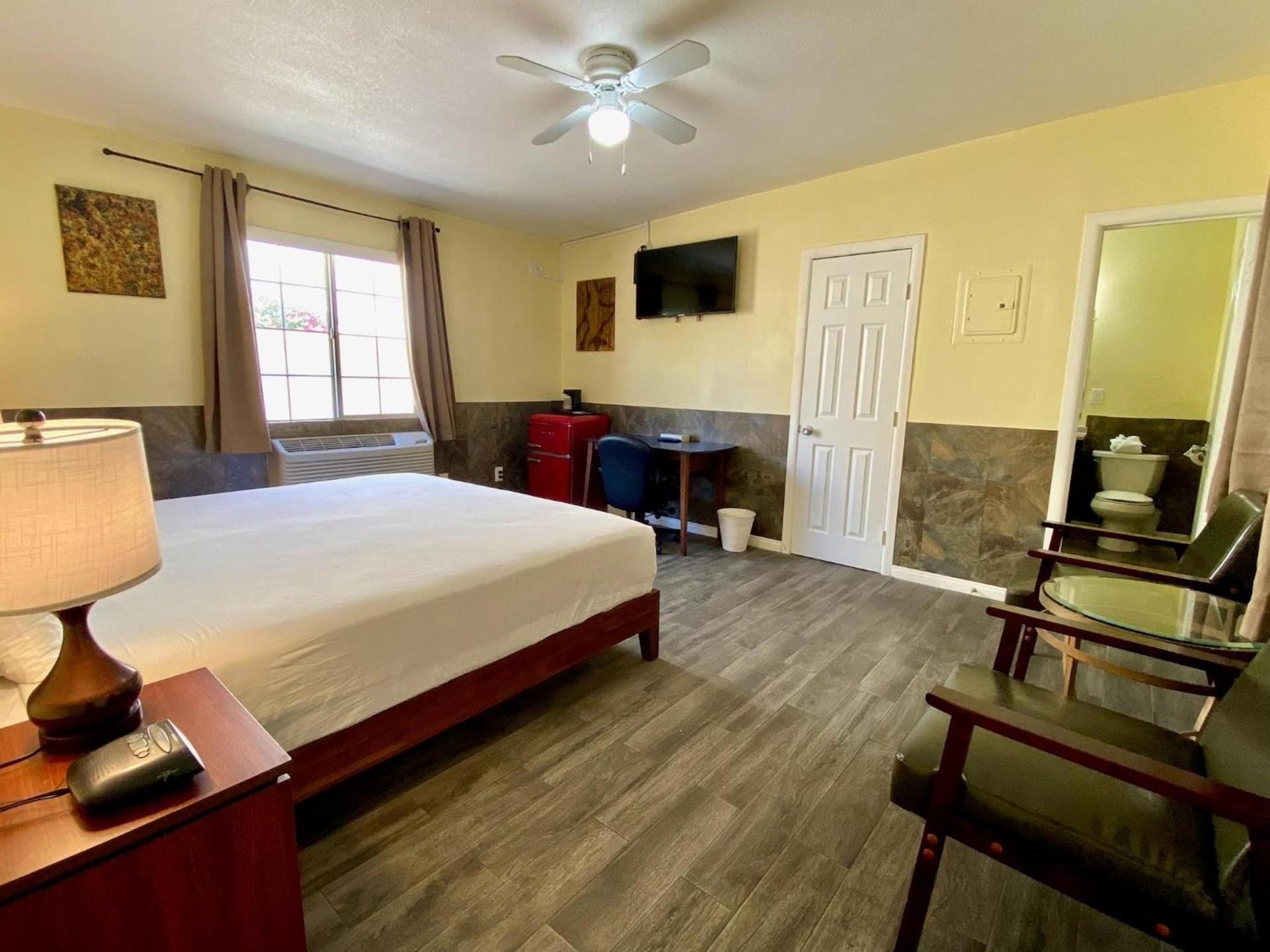 Europa Inn & Suites photo 29