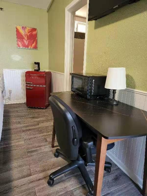 Europa Inn & Suites photo 31