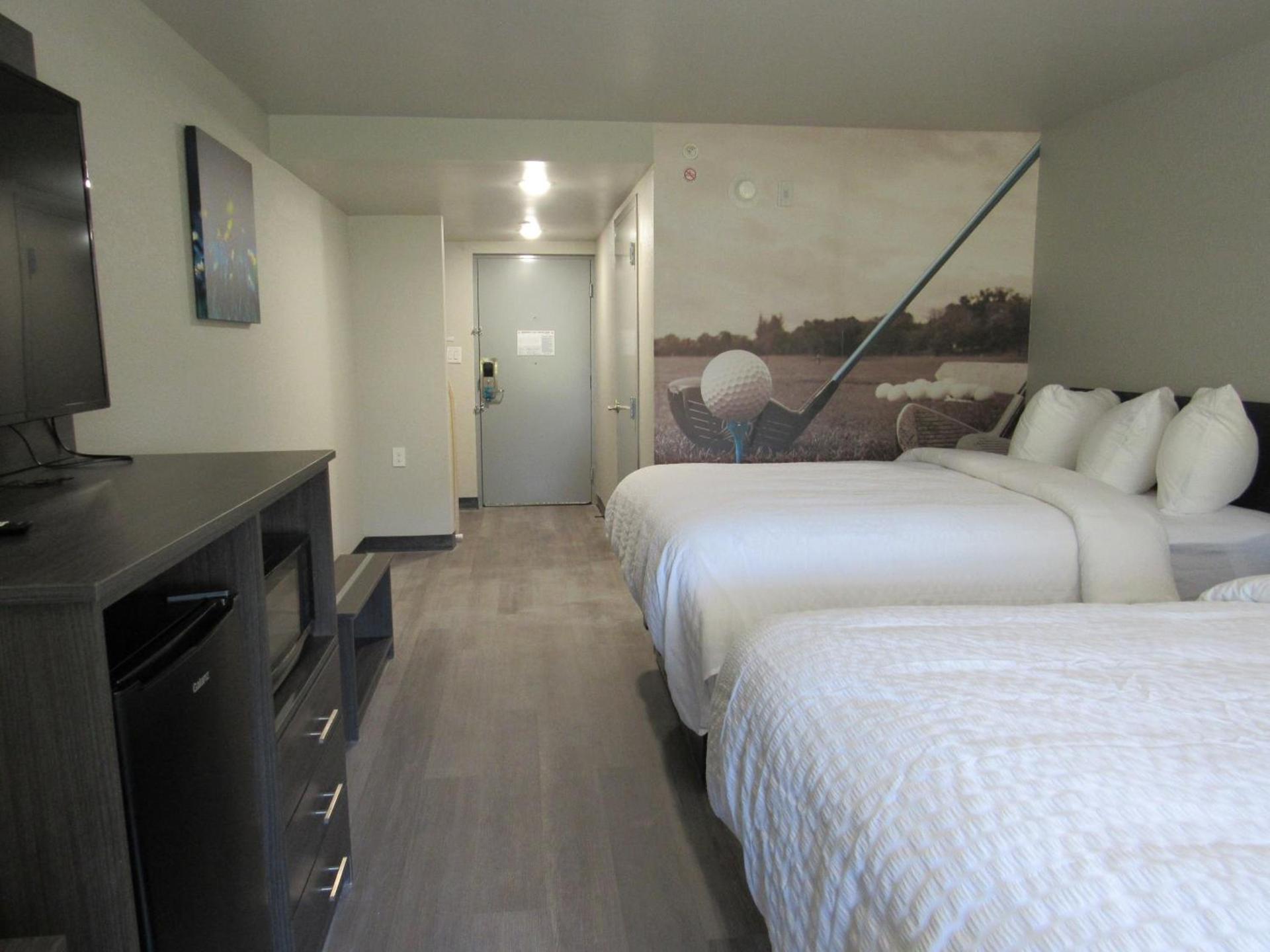 Clarion Pointe McDonough photo 42
