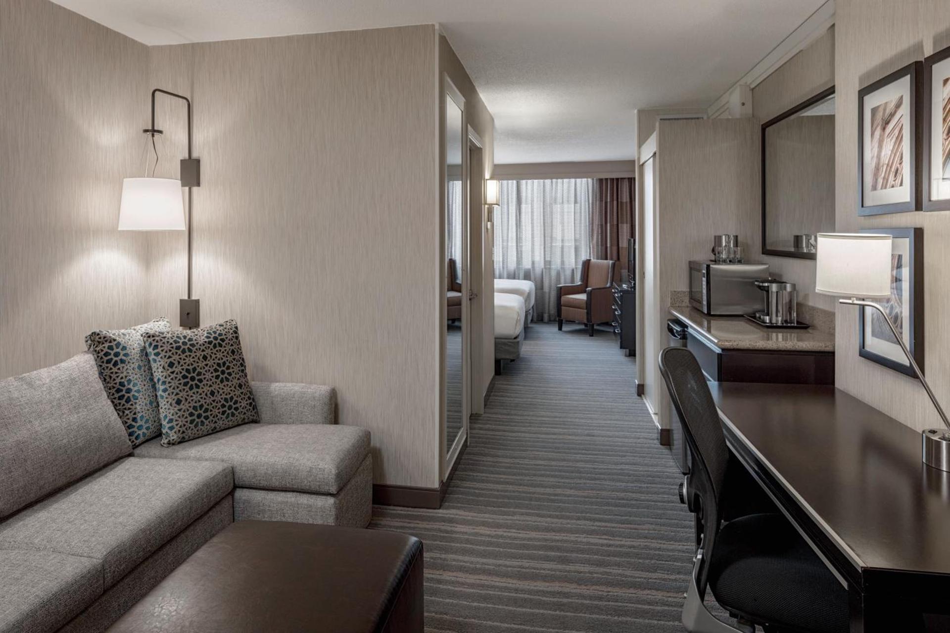 DoubleTree Suites by Hilton Minneapolis Downtown photo 35