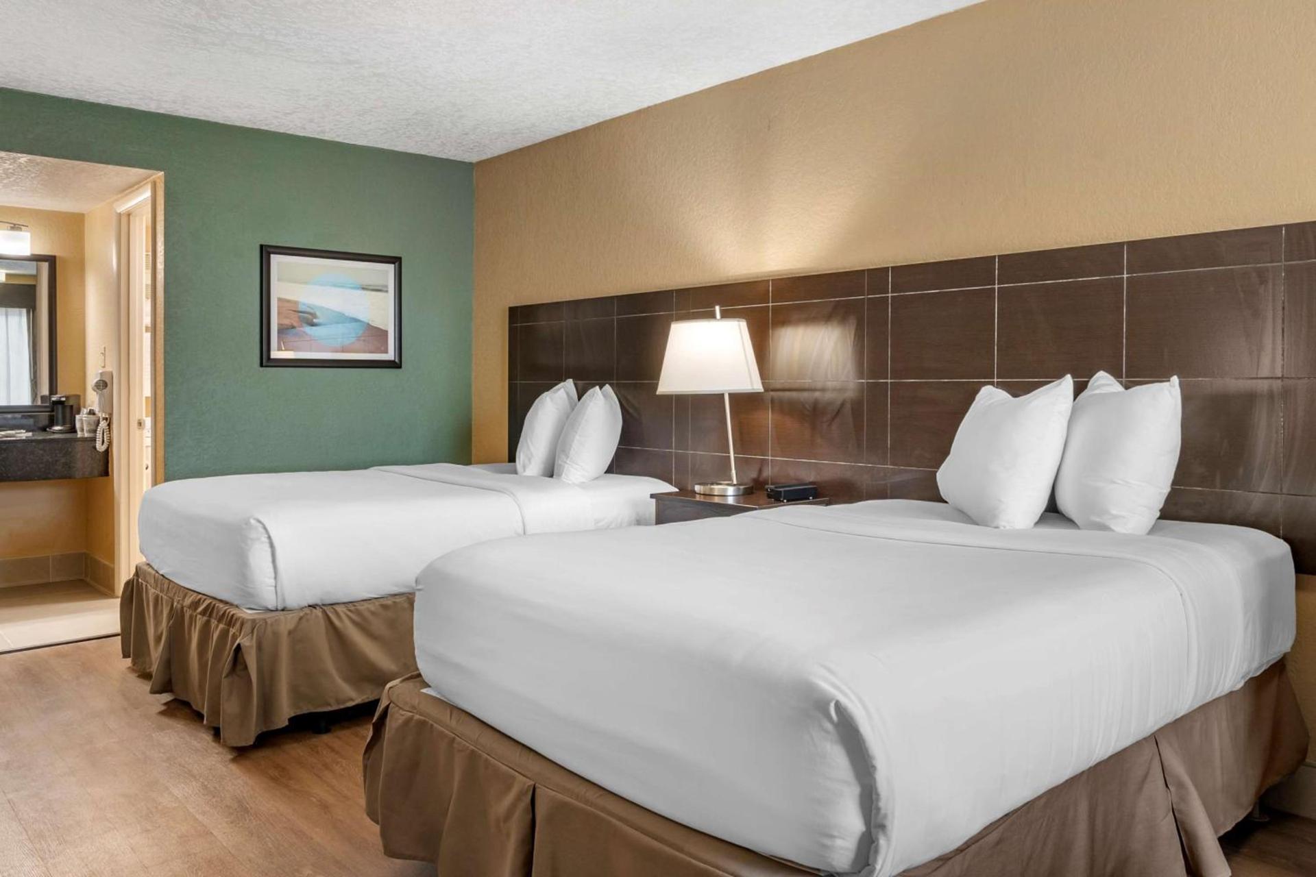 Best Western Space Shuttle Inn photo 11