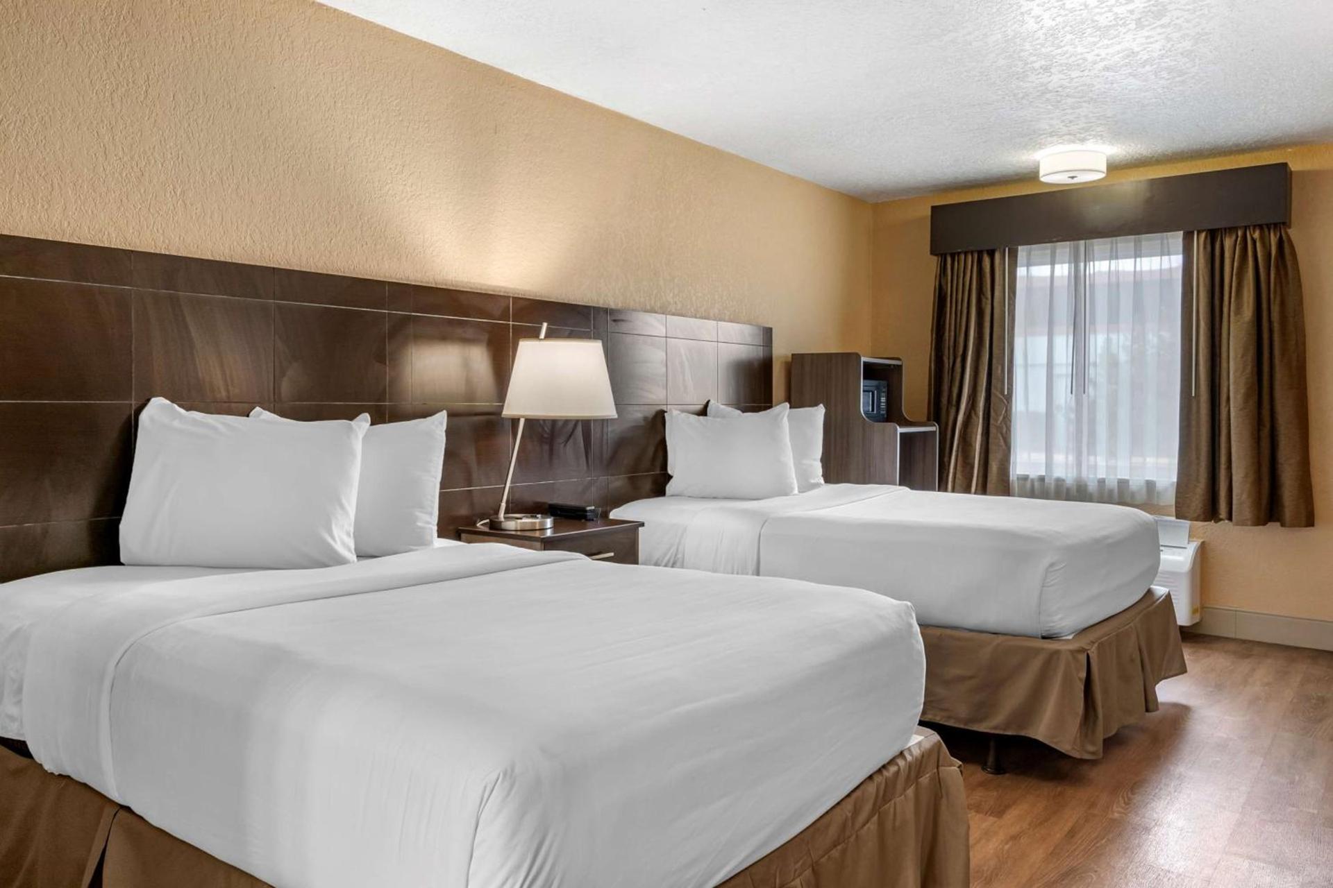 Best Western Space Shuttle Inn photo 3