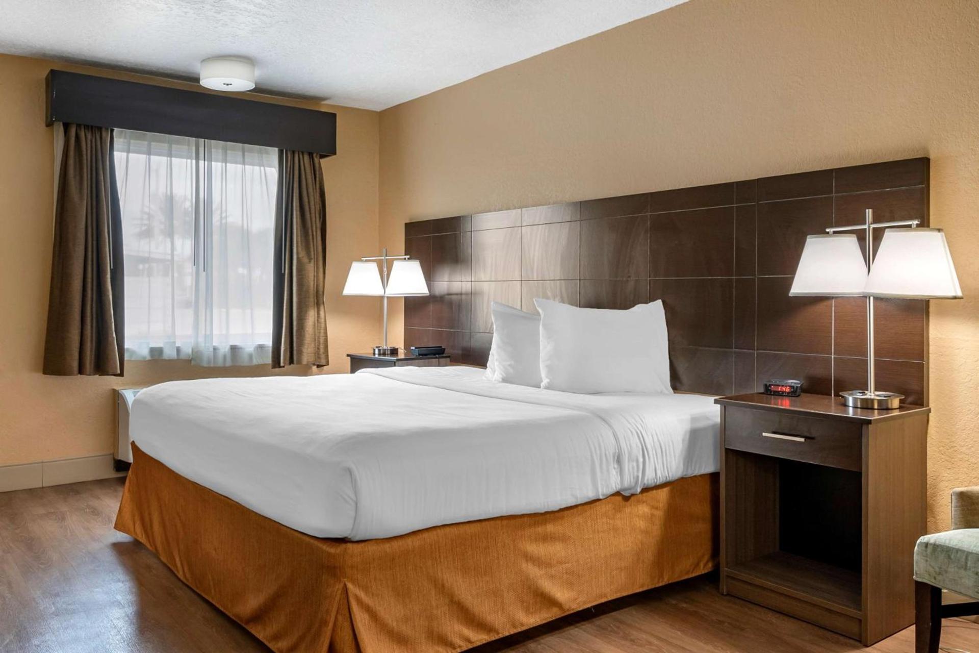 Best Western Space Shuttle Inn photo 18