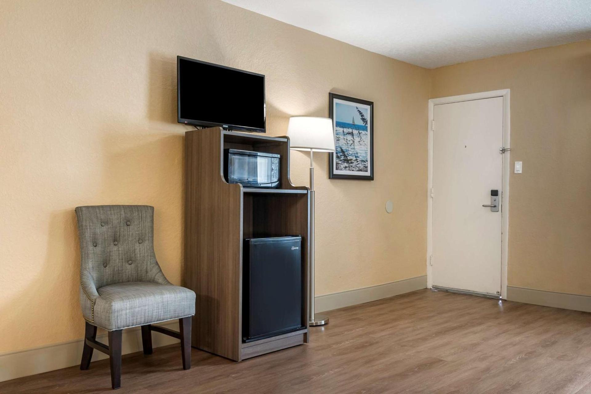 Best Western Space Shuttle Inn photo 17