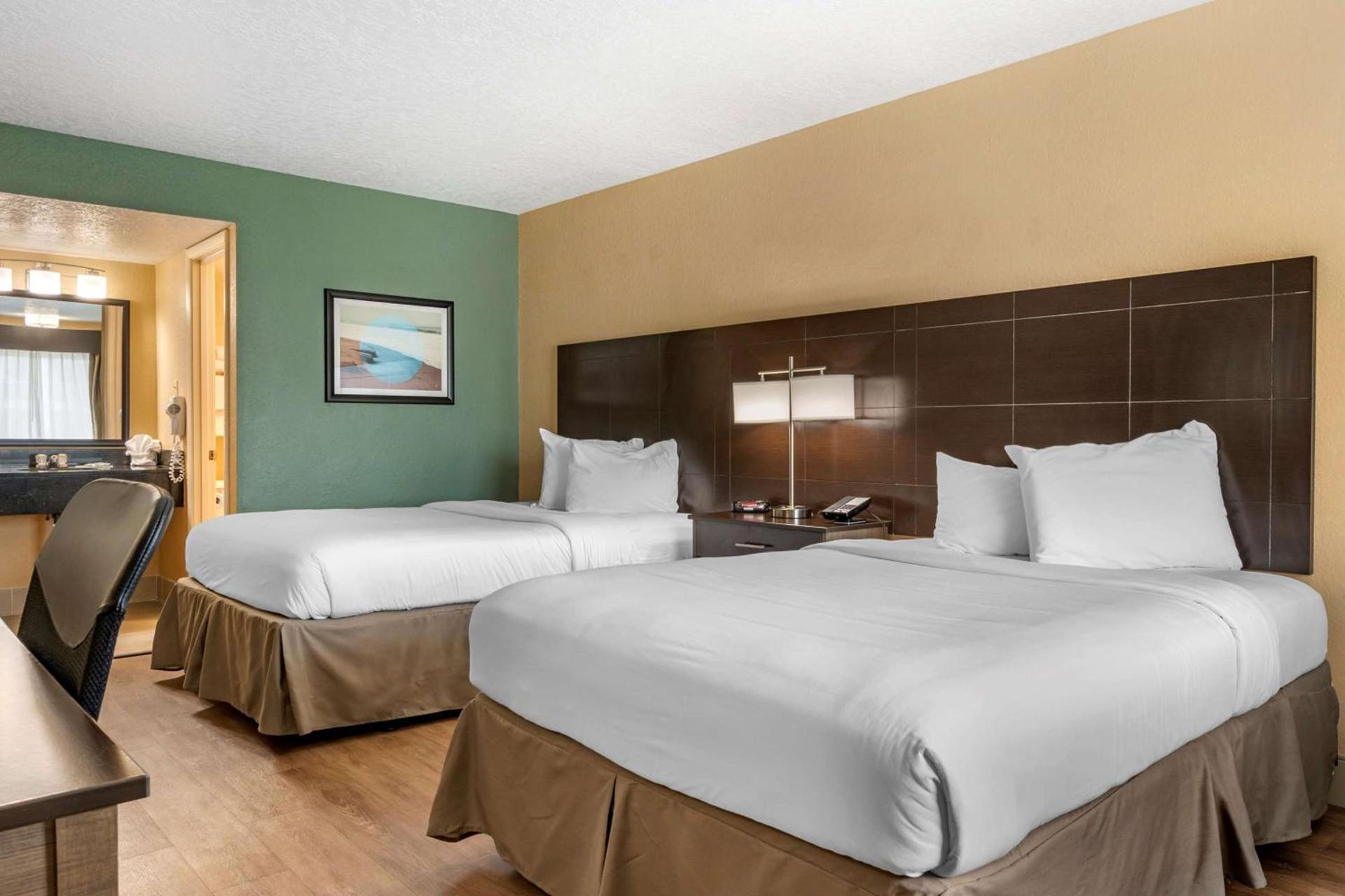 Best Western Space Shuttle Inn photo 14