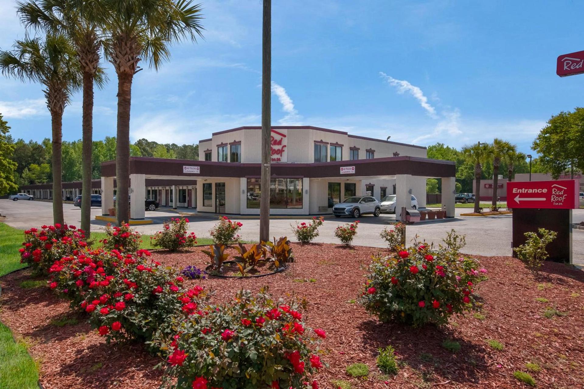 Red Roof Inn Dillon, SC photo 2