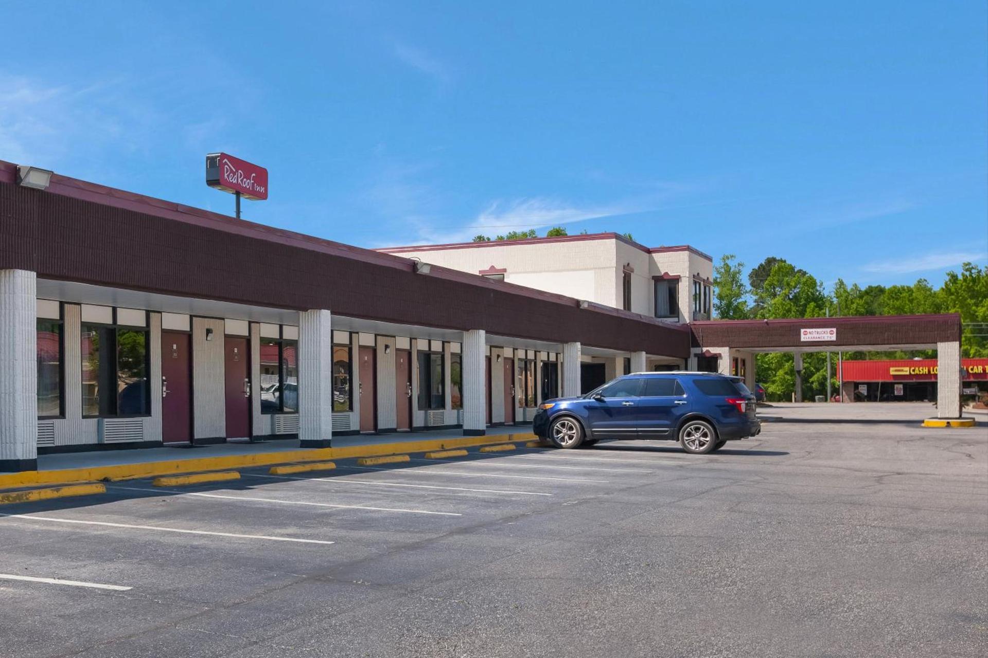 Red Roof Inn Dillon, SC photo 4