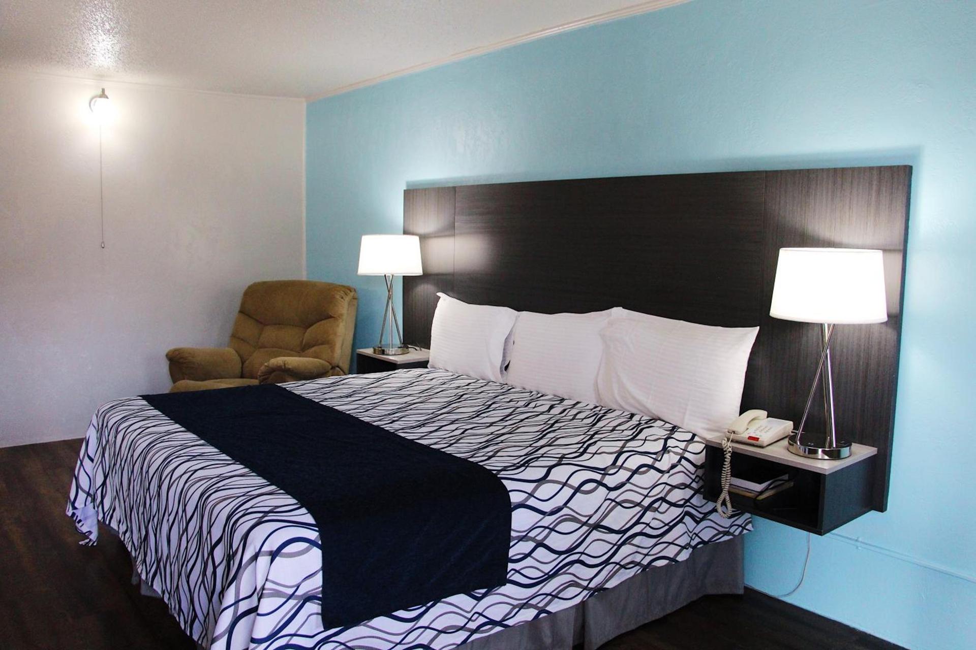 Motel 6 New Boston, TX photo 12