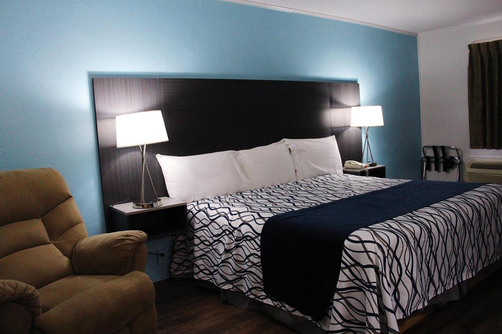 Motel 6 New Boston, TX photo 11
