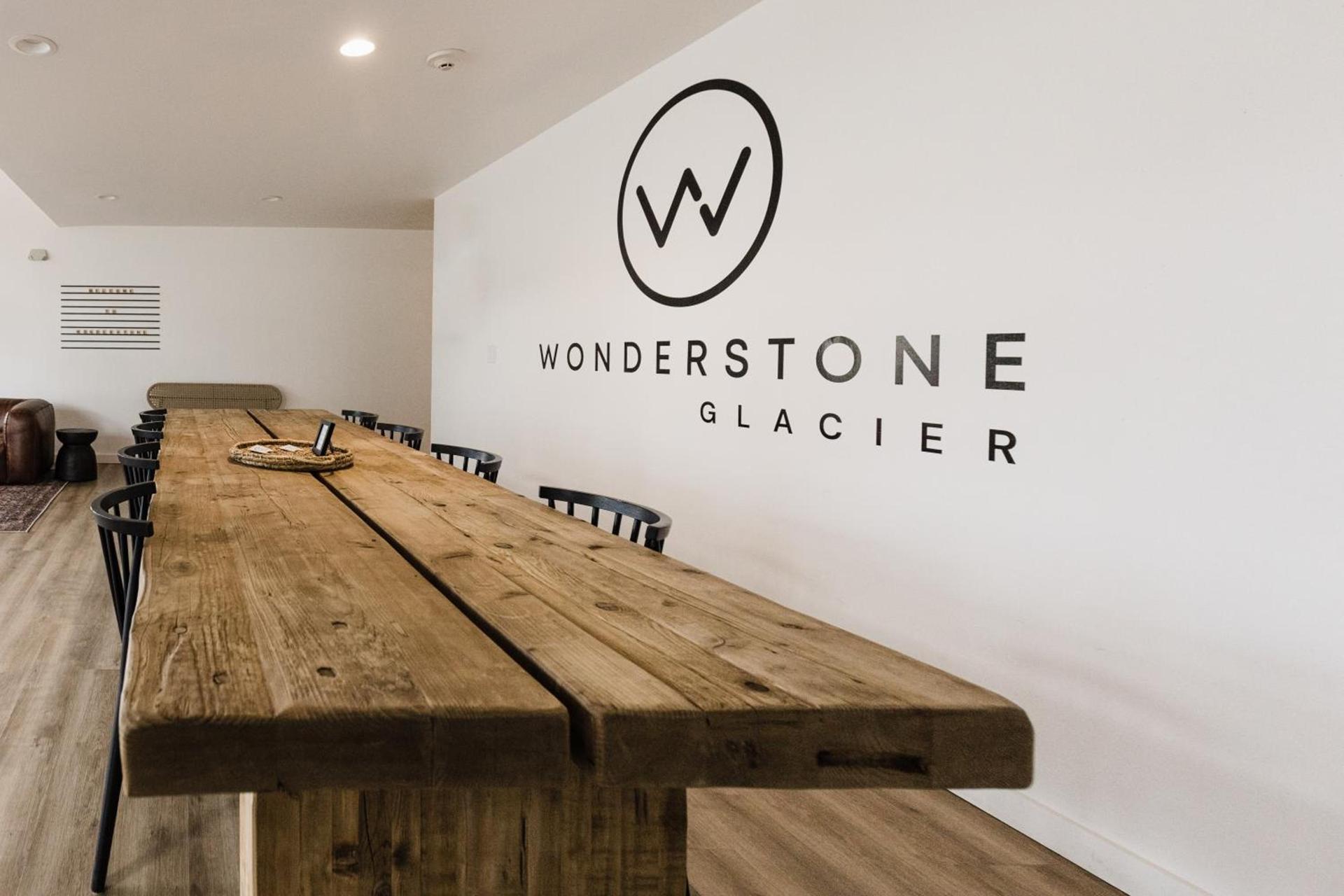Wonderstone at Glacier photo 91