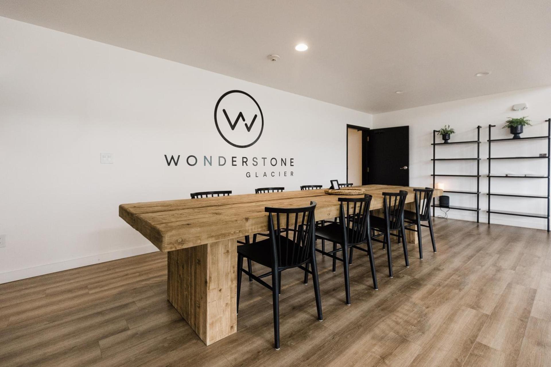 Wonderstone at Glacier photo 11