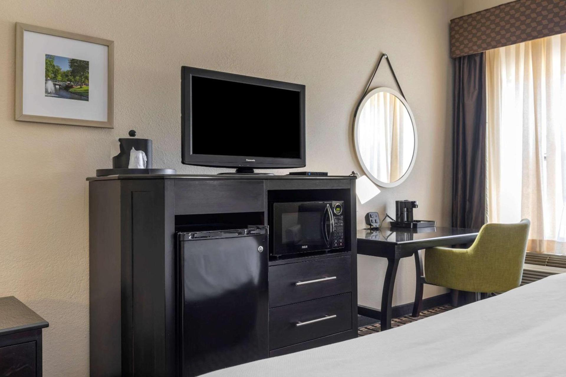 Comfort Inn Sherman - Denison Area photo 24