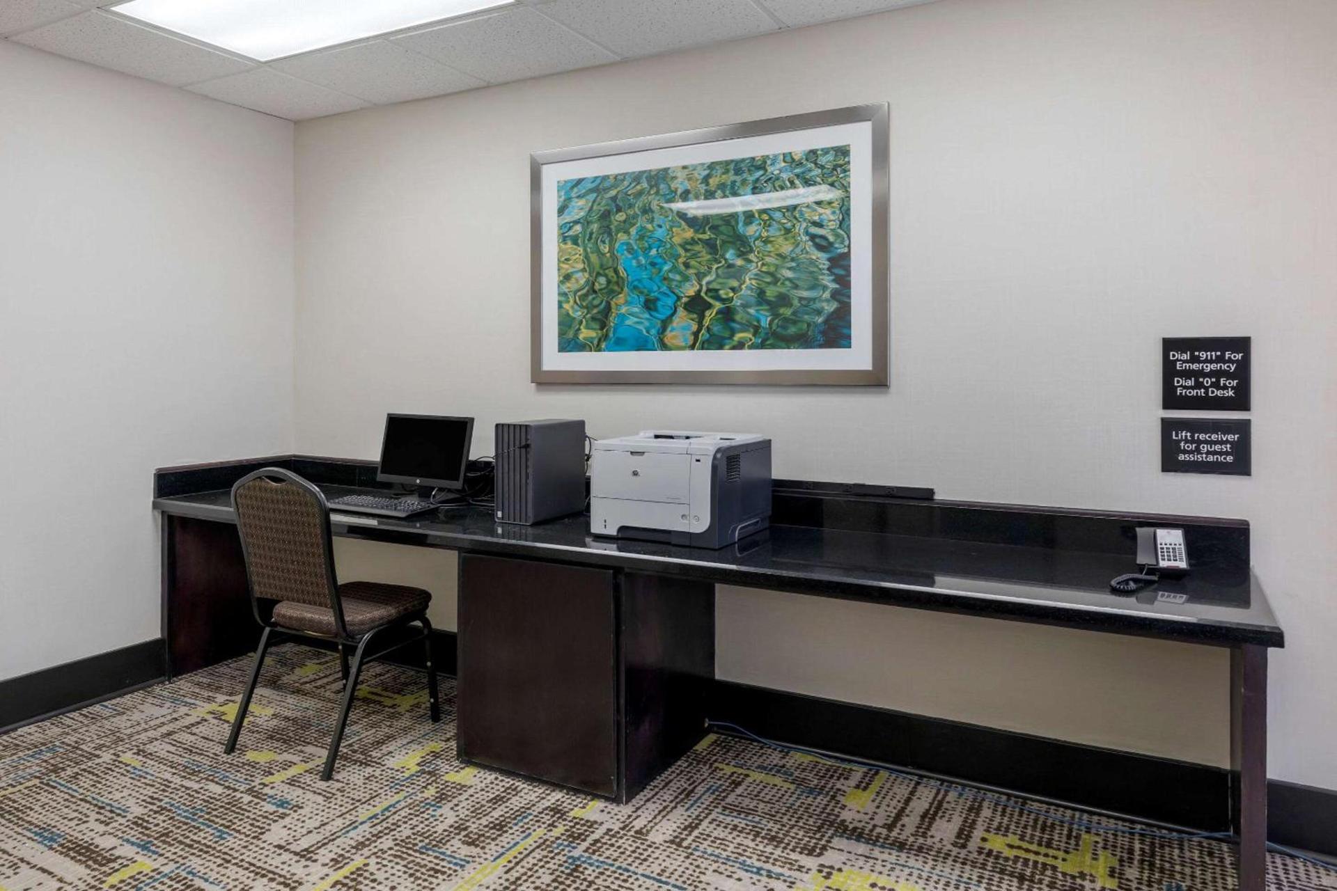 Comfort Inn Sherman - Denison Area photo 31