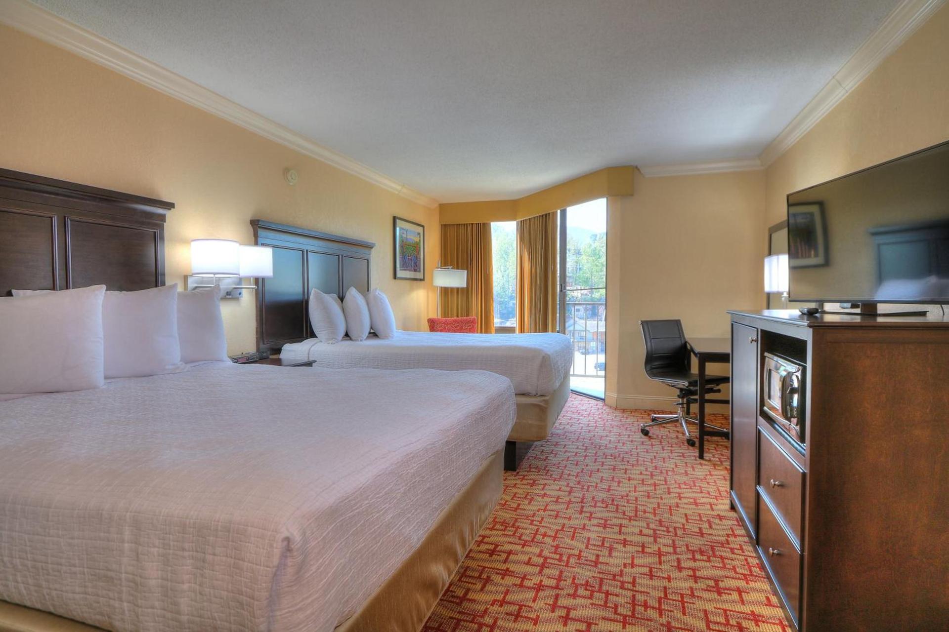 Edgewater Hotel and Conference Center photo 4