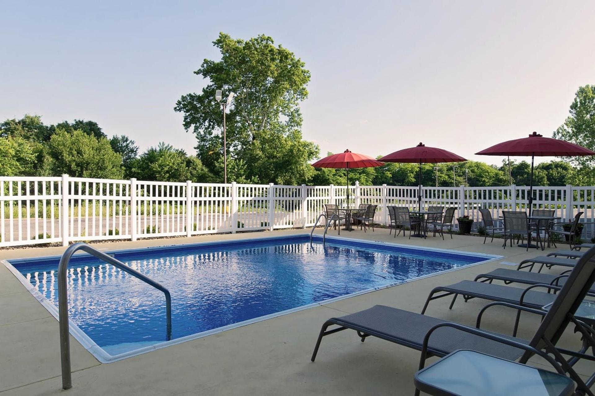 Red Roof Inn Georgetown, IN - Louisville West photo 9