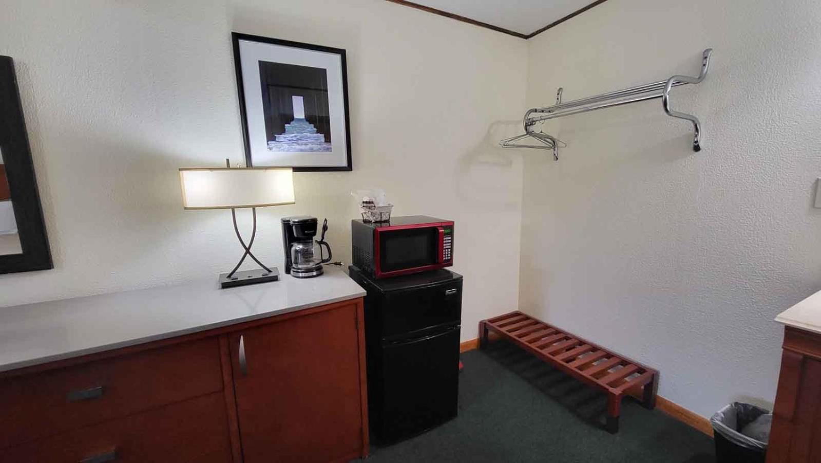 Hunter's Friend Resort near Table Rock Lake photo 26