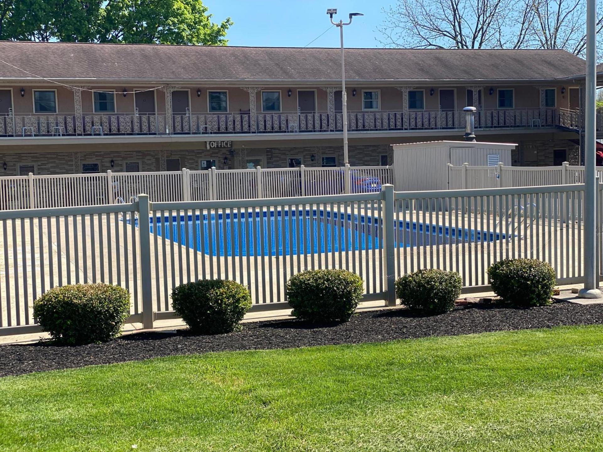 White Rose Motel - Hershey photo 18