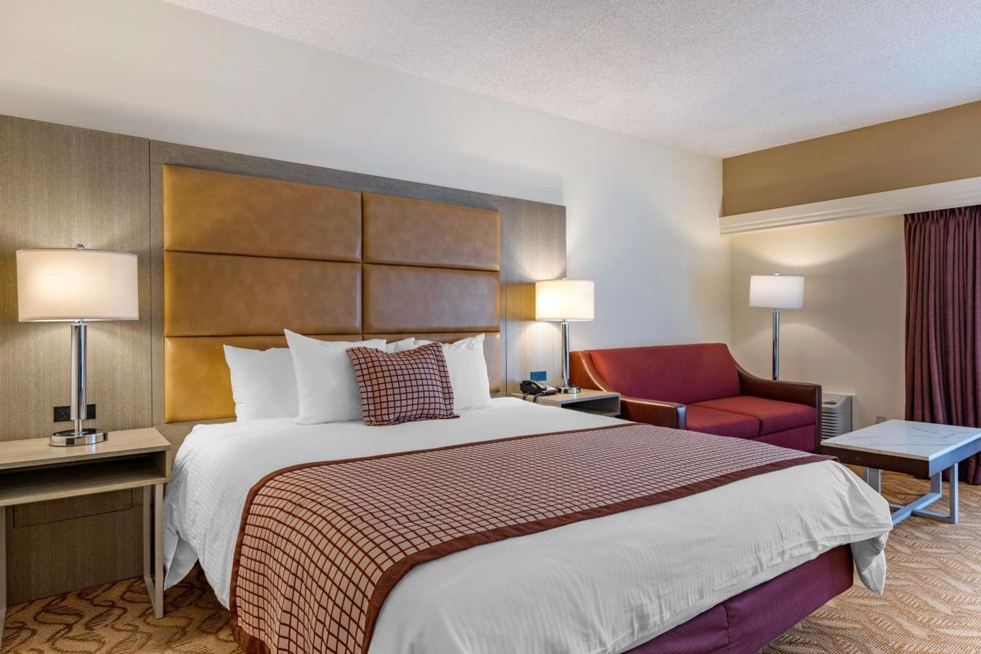 Best Western Plus Thousand Oaks Inn photo 27