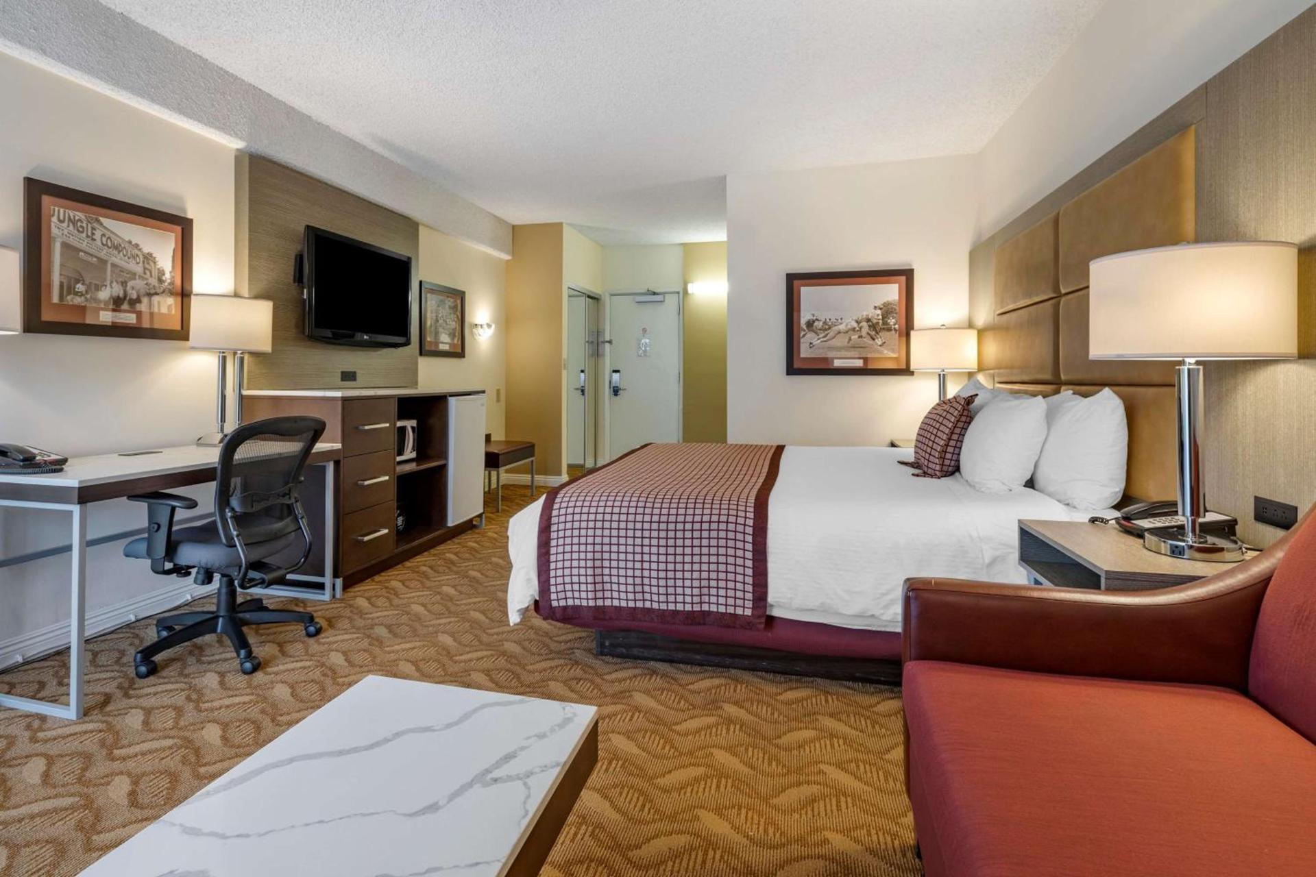 Best Western Plus Thousand Oaks Inn photo 23