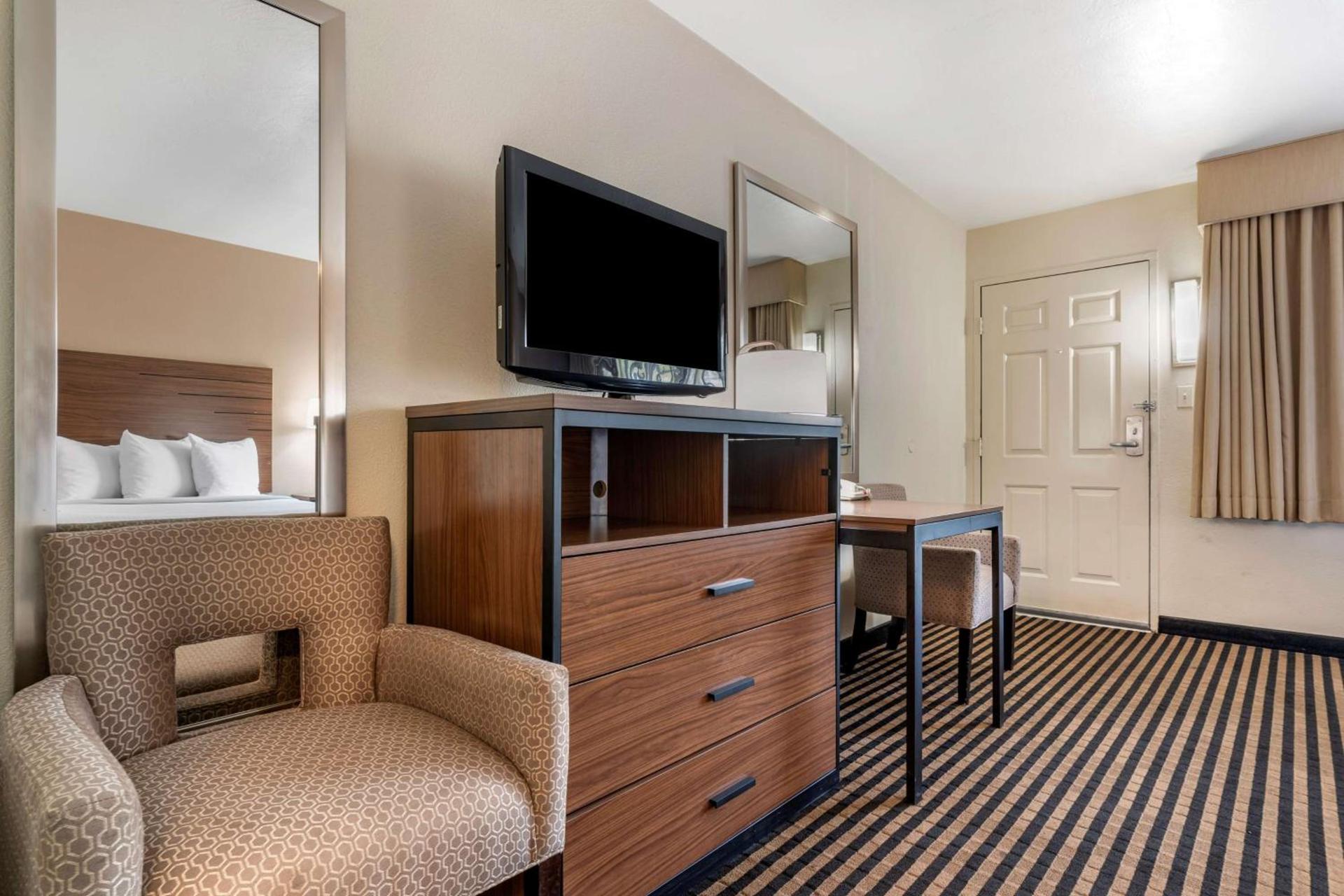 Best Western Town House Lodge photo 7