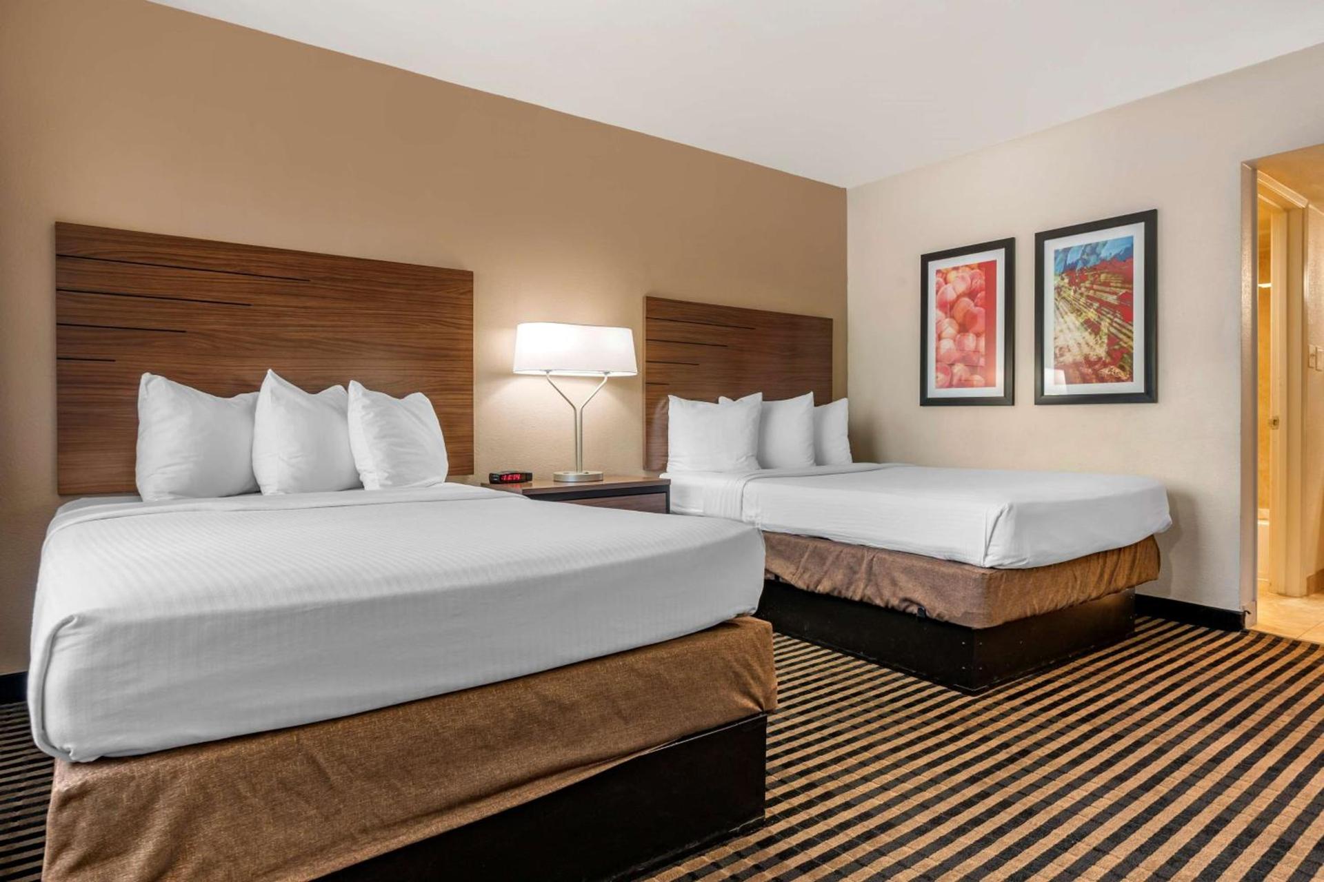 Best Western Town House Lodge photo 3