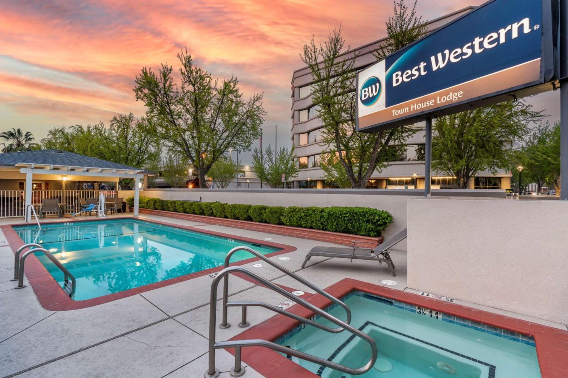 Best Western Town House Lodge photo 20