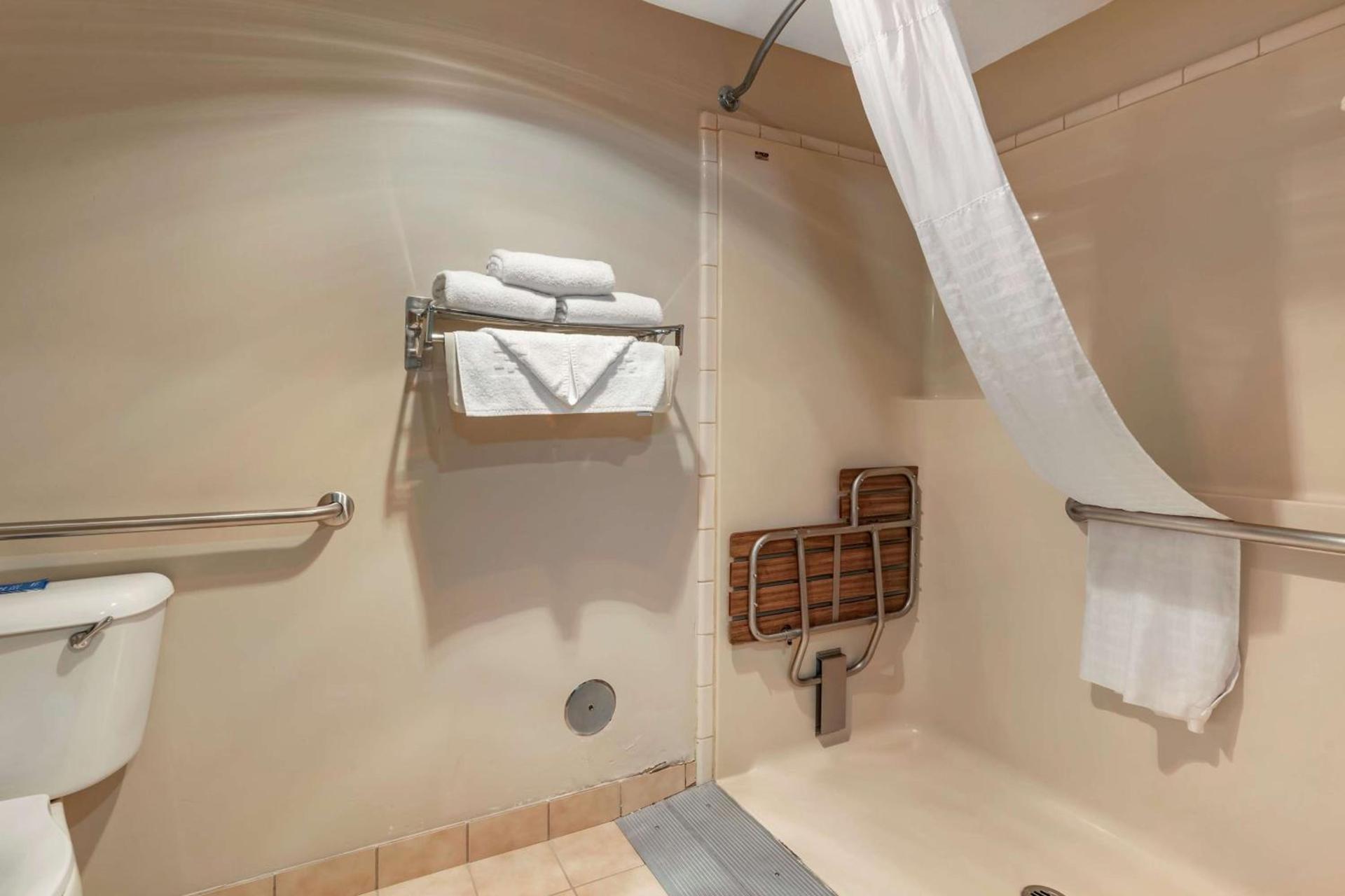 Best Western Newberg Inn photo 35