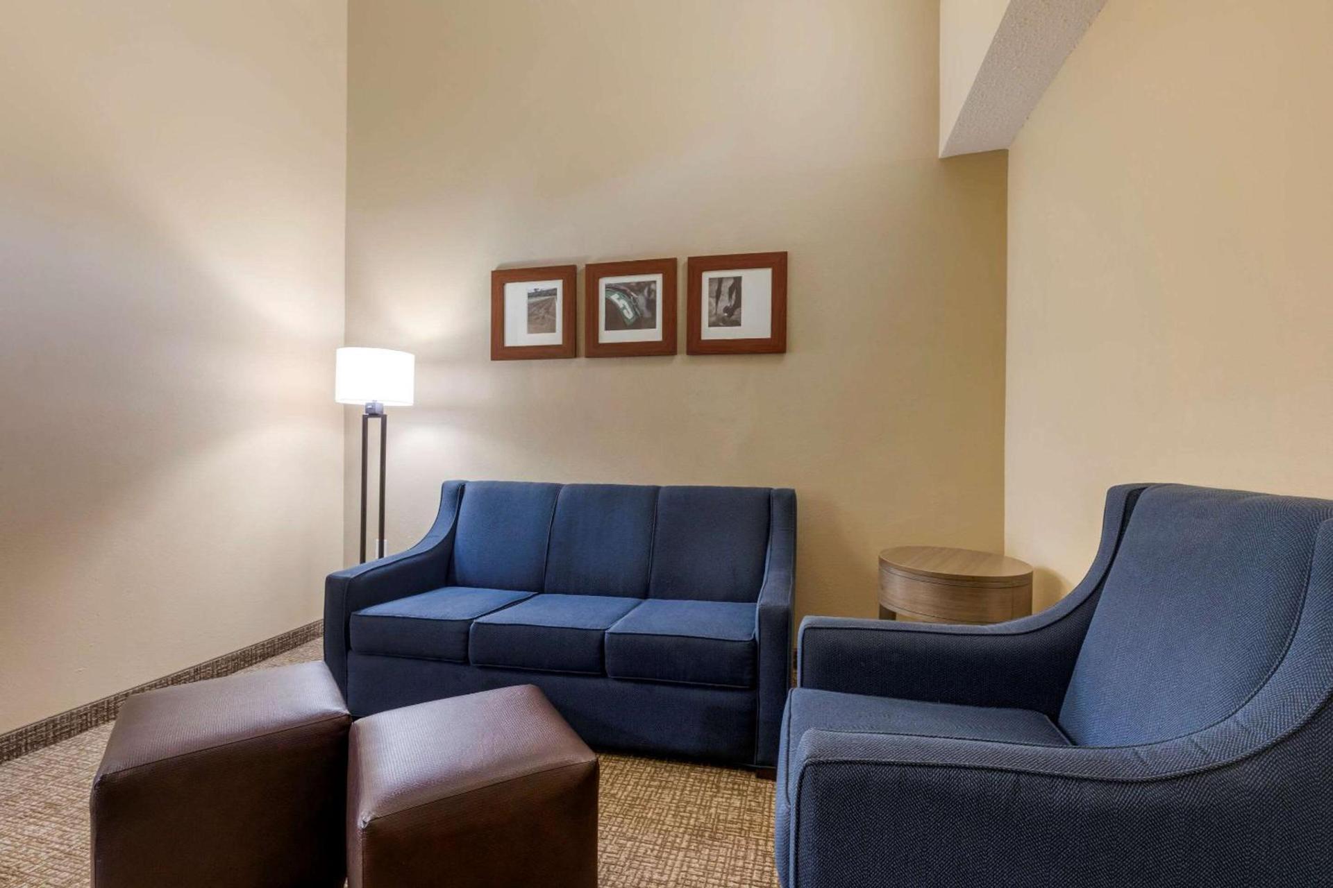 Comfort Suites DFW Airport photo 17