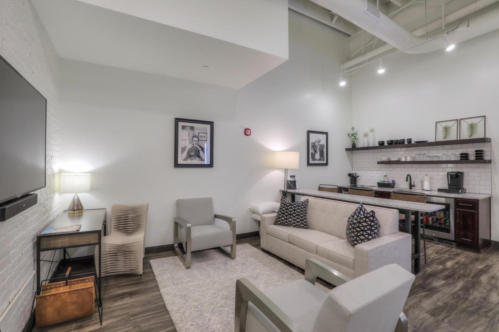Studio 154 Hotel photo 69