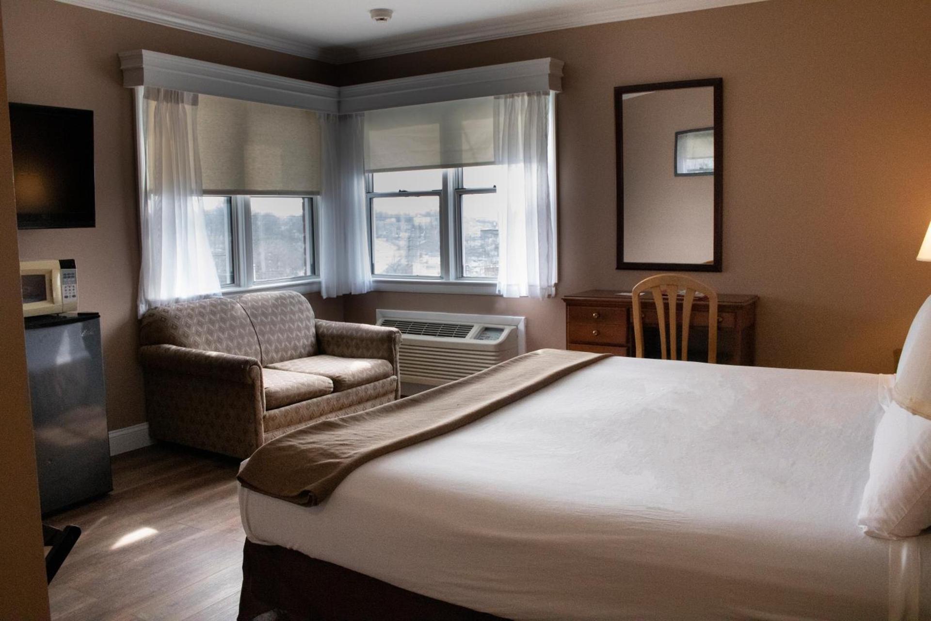 Inn on the Hudson photo 28