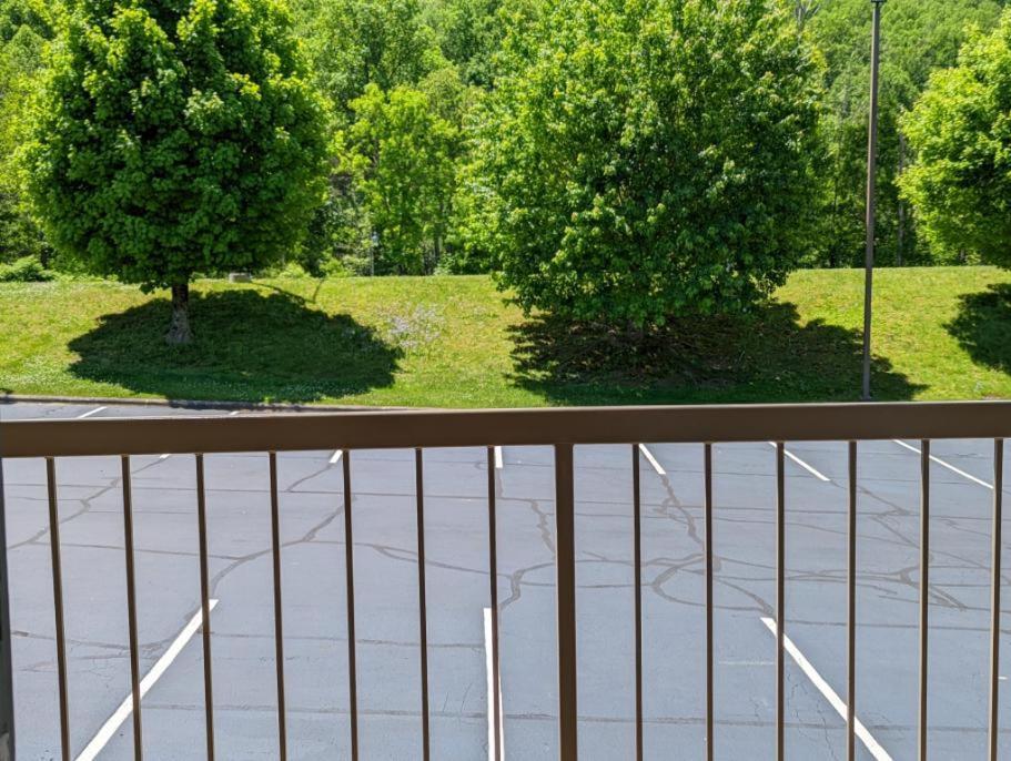 Quality Inn Cherokee Riverside photo 29