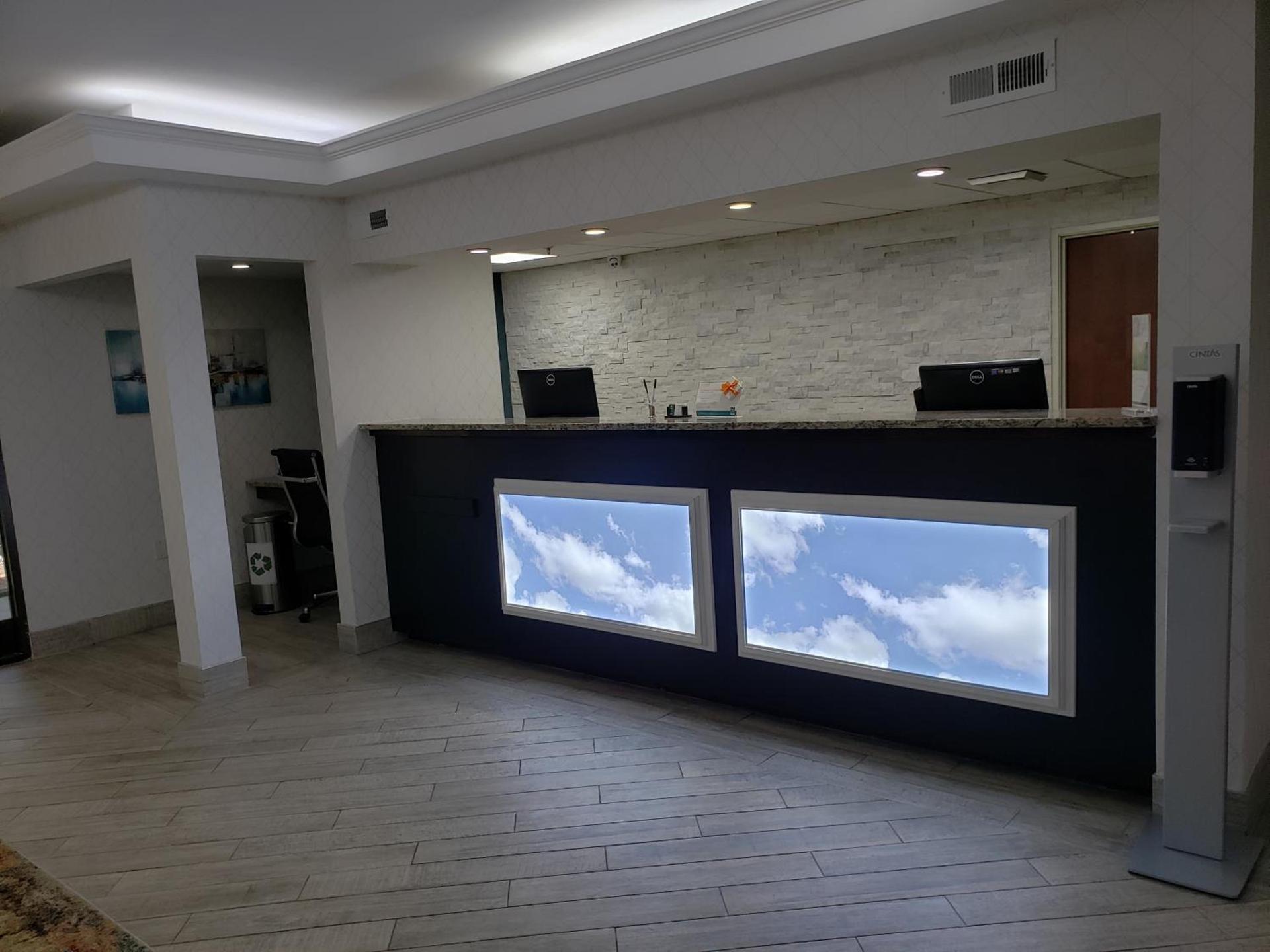 Quality Inn & Suites Clemmons I-40 photo 5