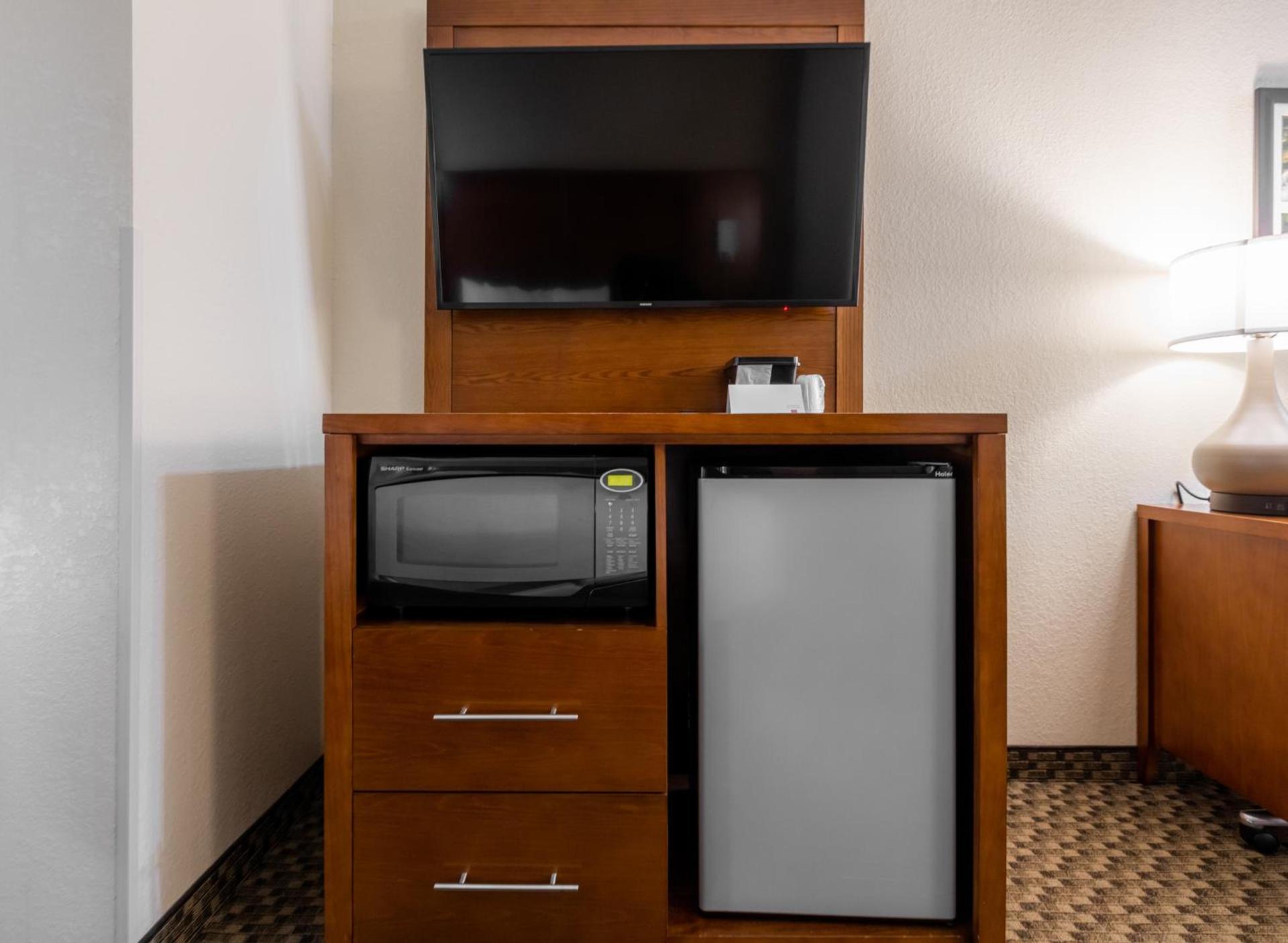 Comfort Suites Troy-I75 photo 52