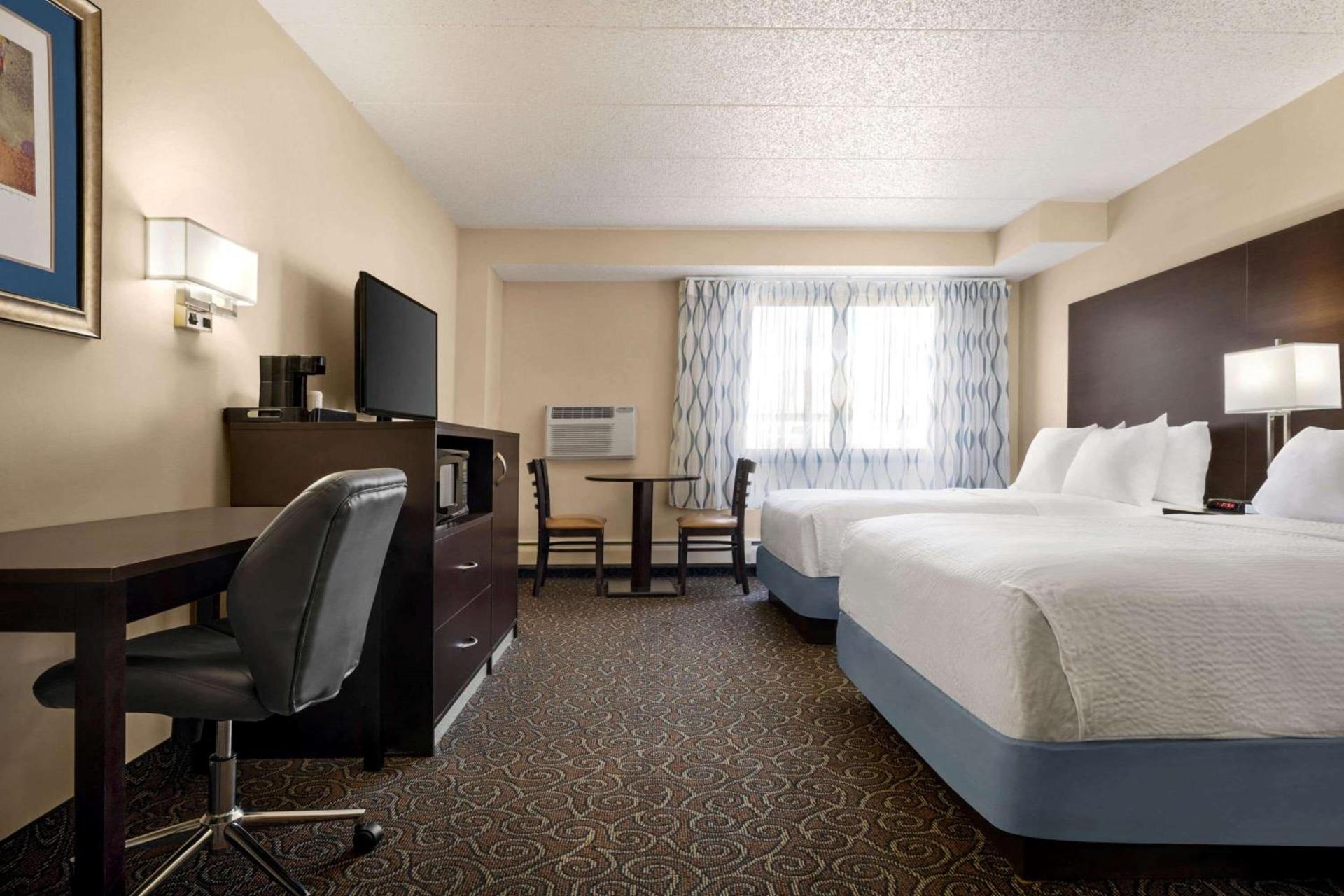 Days Inn by Wyndham Fort Collins photo 13