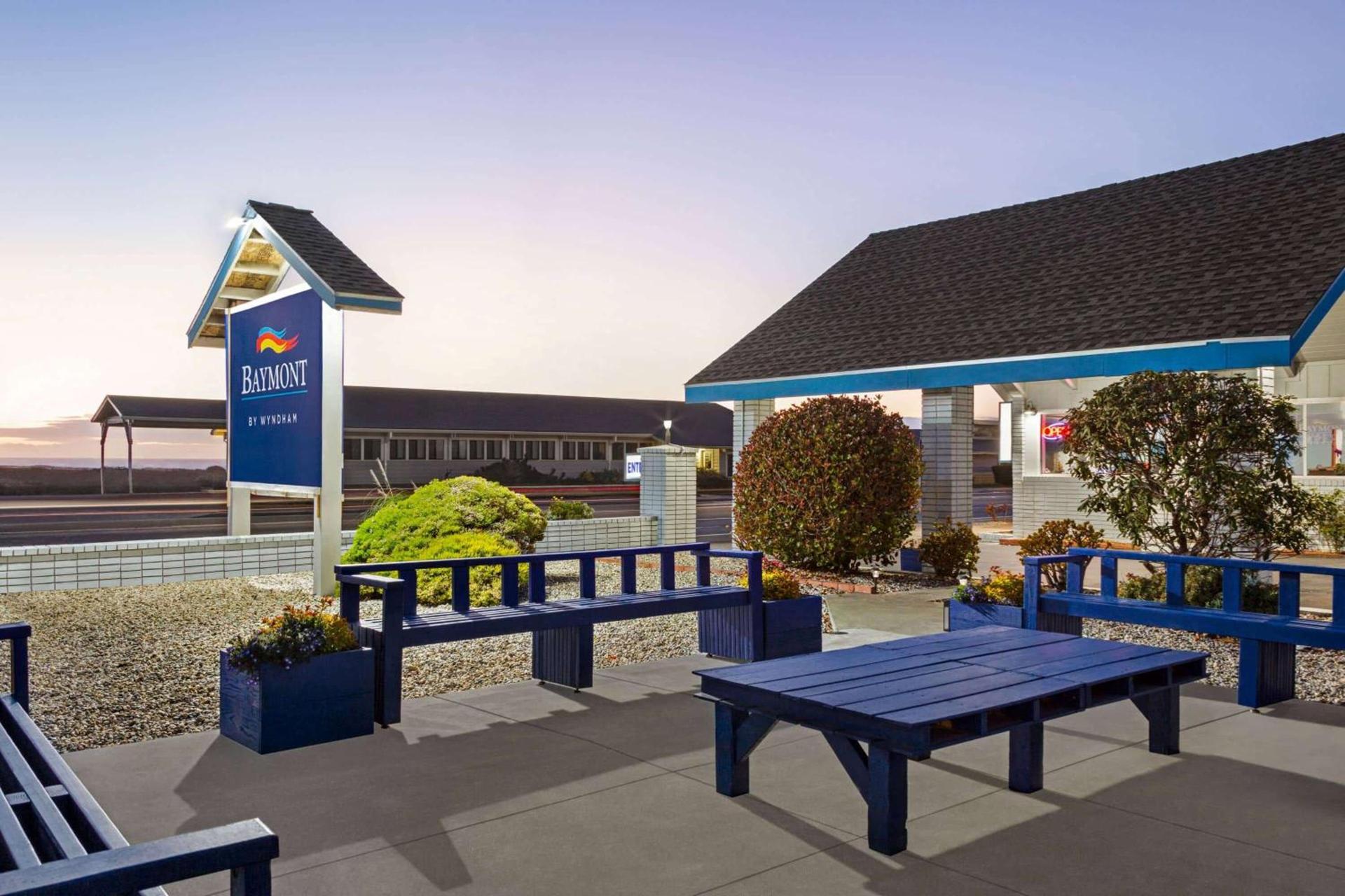 Baymont by Wyndham Fort Bragg photo 2