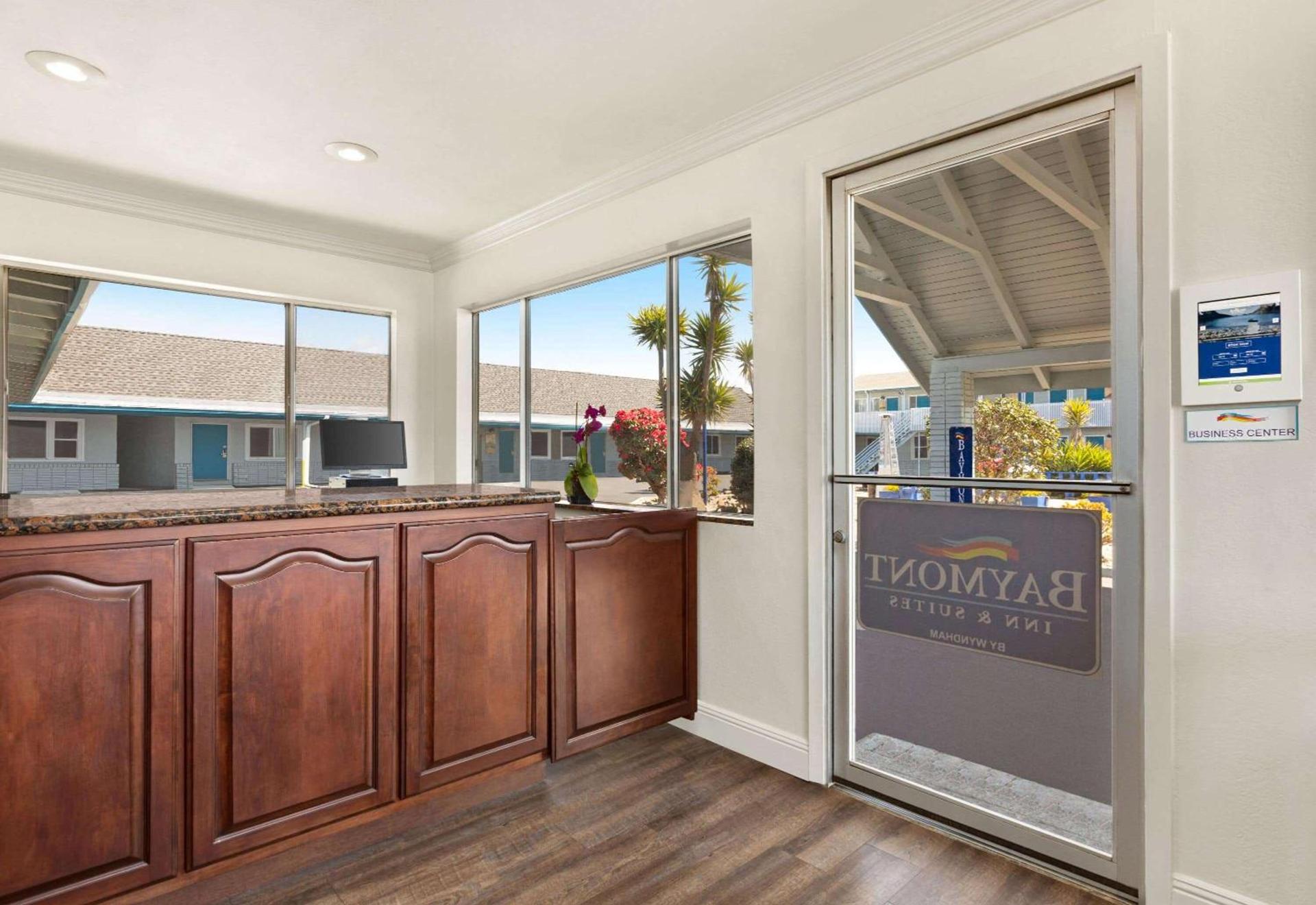 Baymont by Wyndham Fort Bragg photo 5