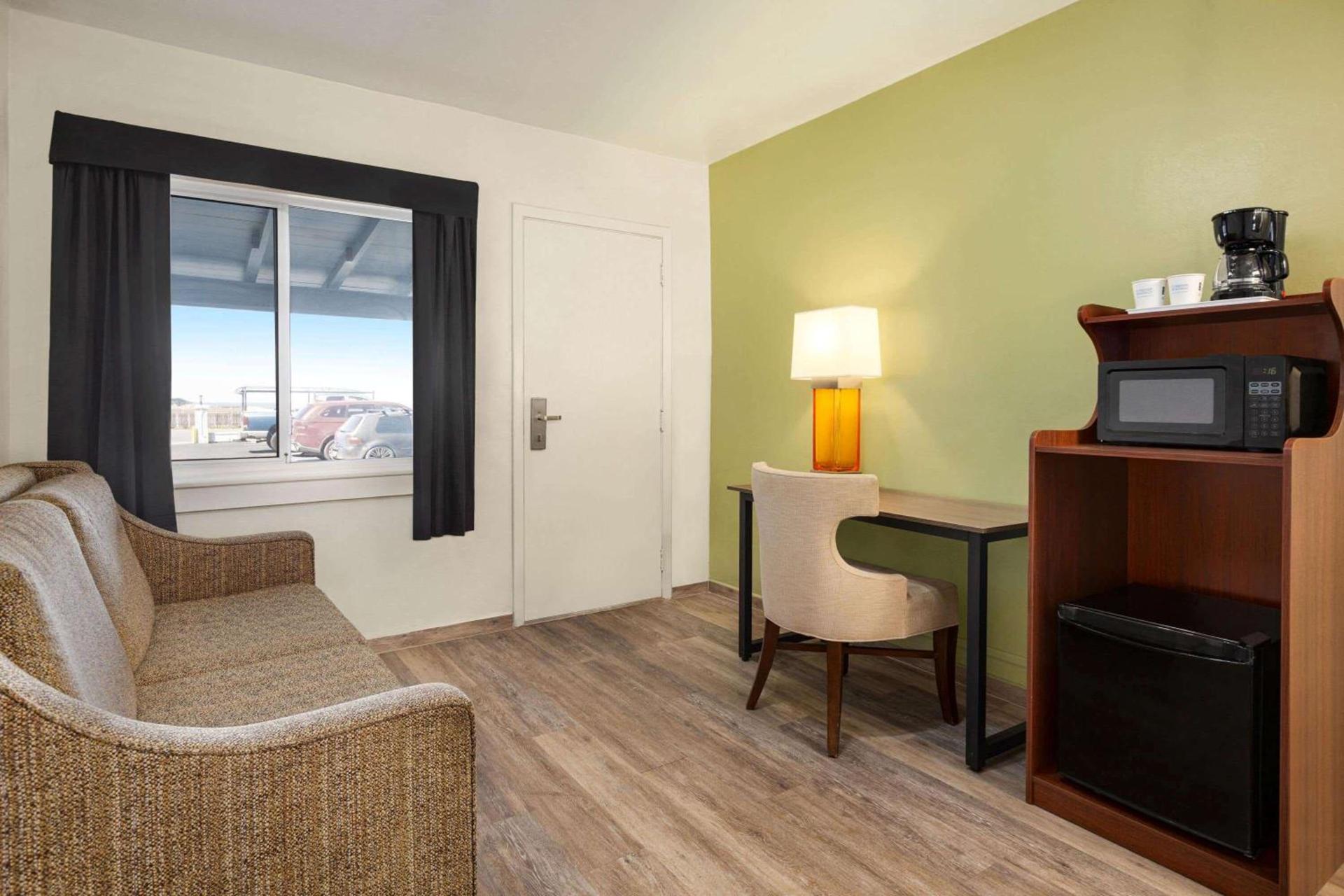 Baymont by Wyndham Fort Bragg photo 19