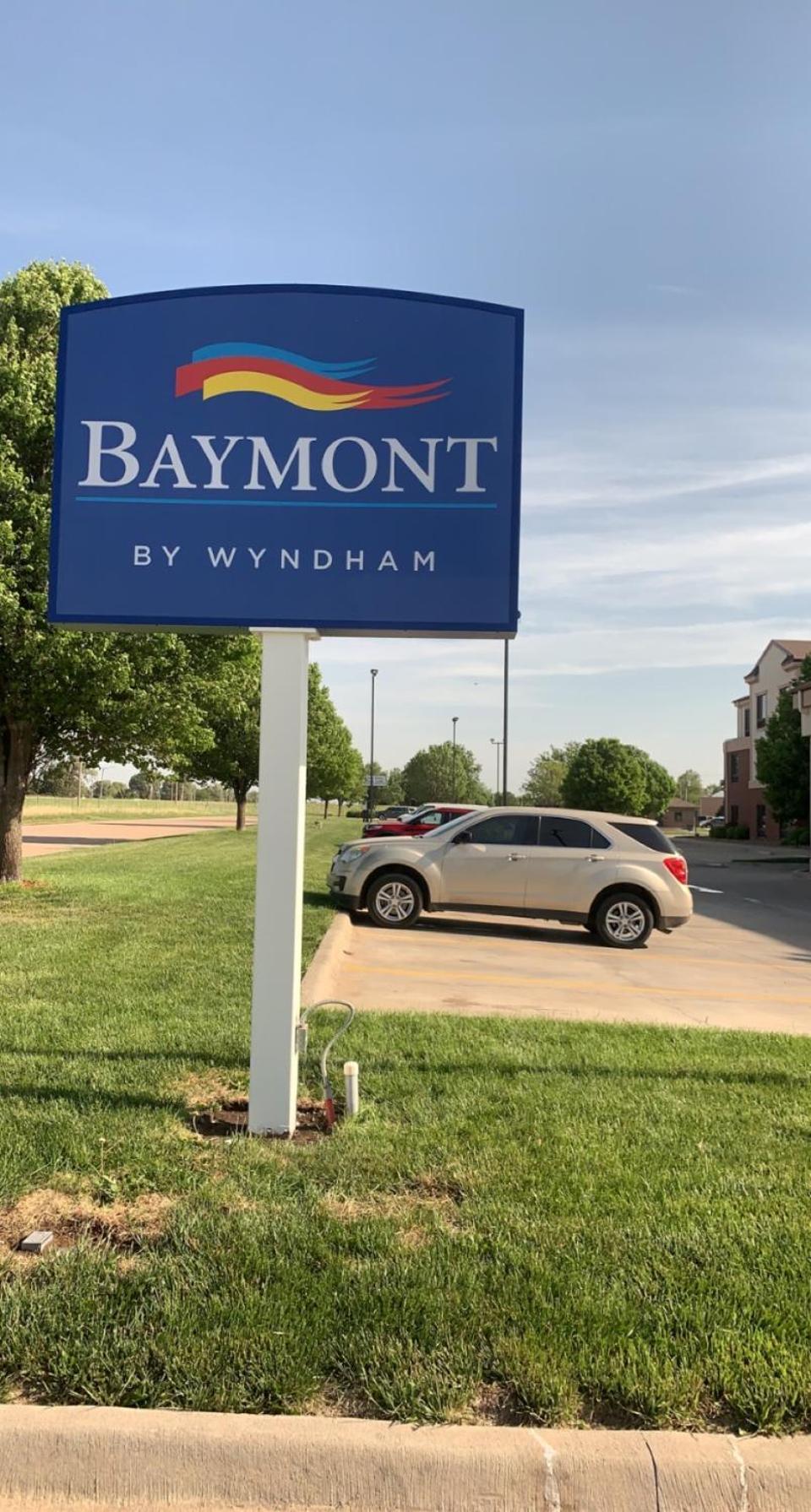 Baymont by Wyndham Pratt photo 34