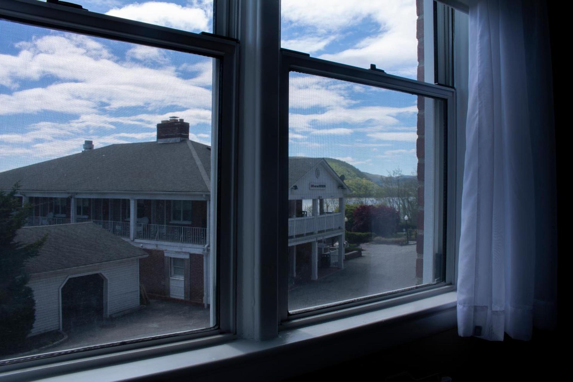 Inn on the Hudson photo 53