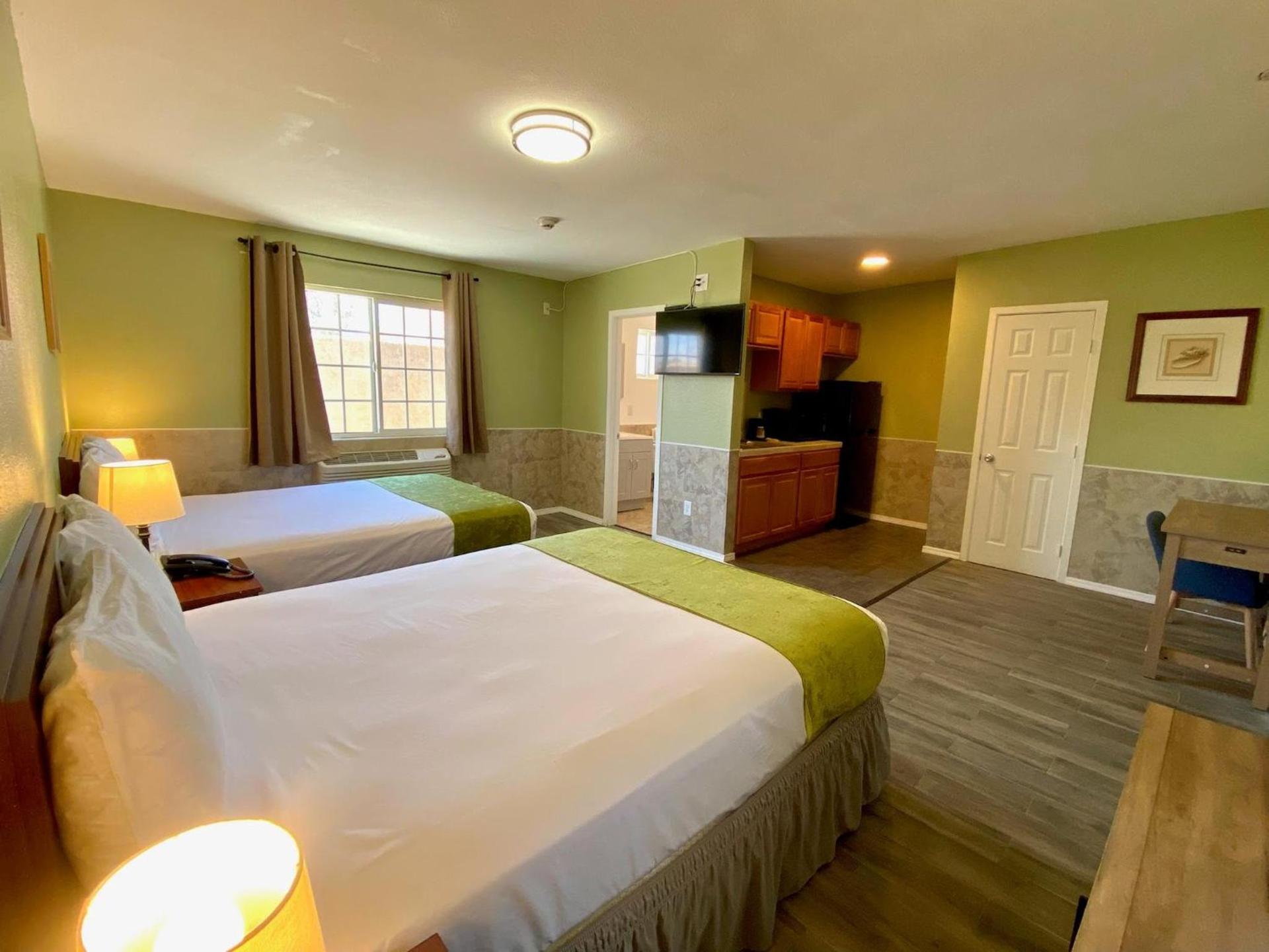 Europa Inn & Suites photo 6