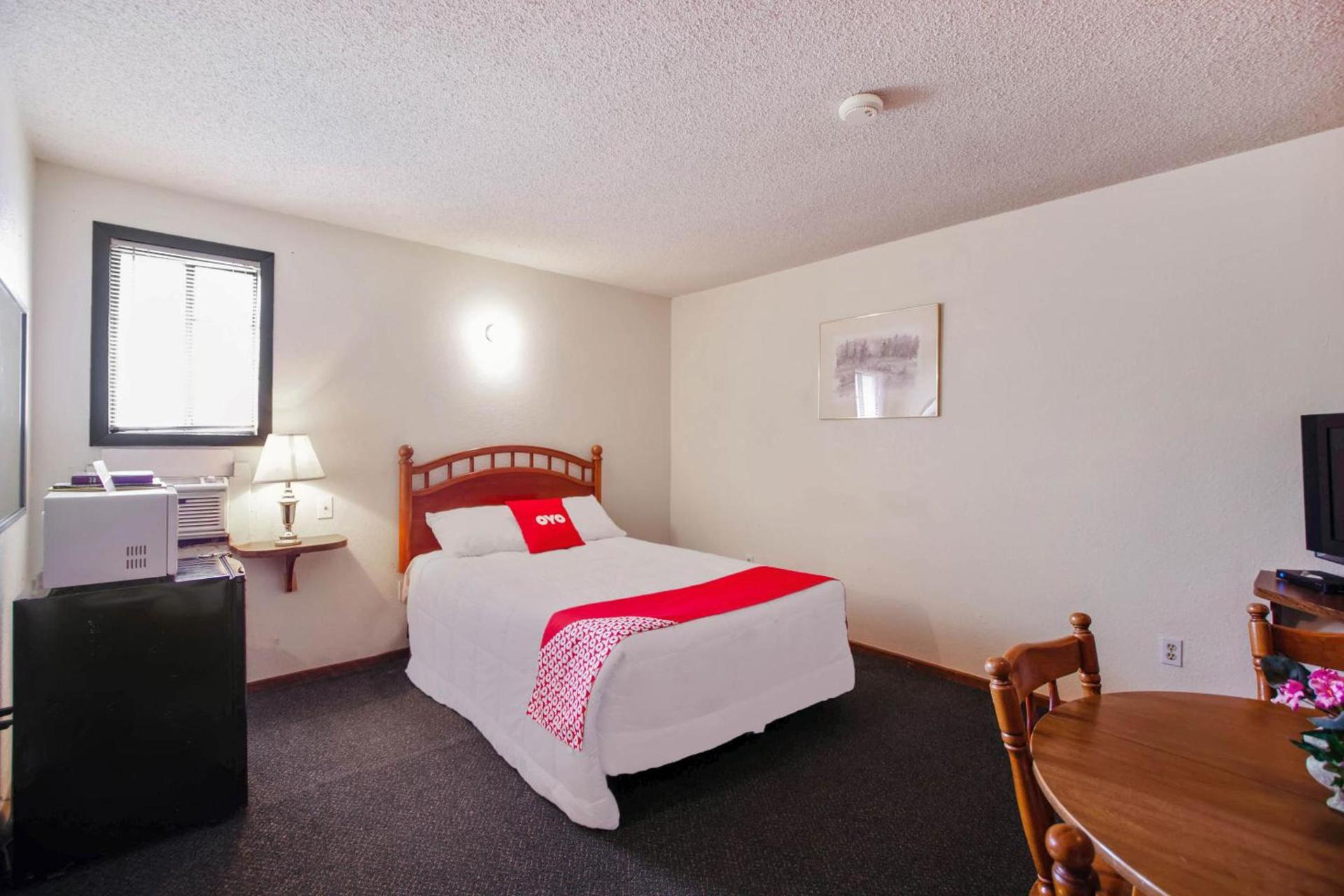 OYO Hotel Cheyenne Wells - US 40 photo 58