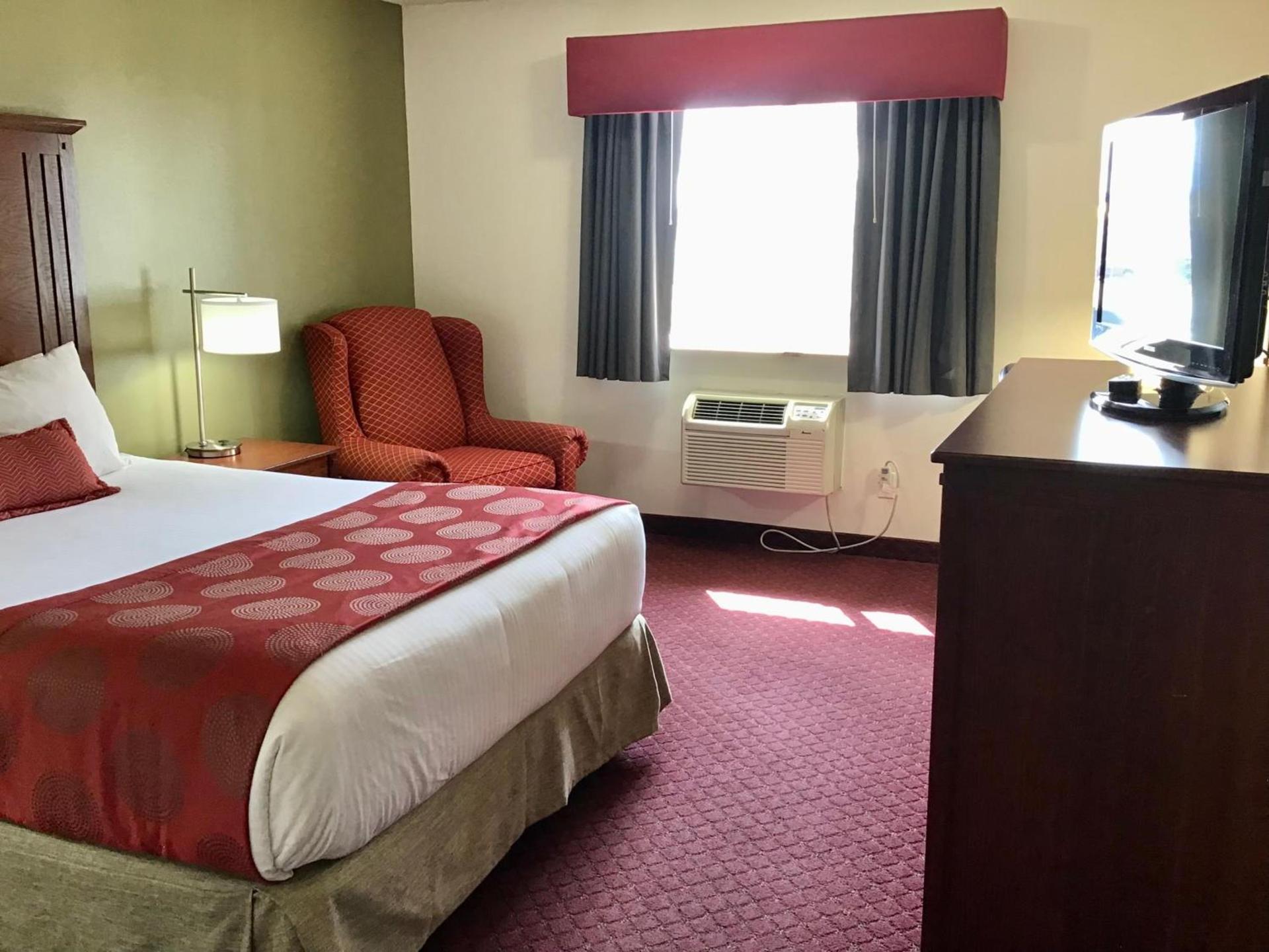 Baymont by Wyndham Bozeman photo 59