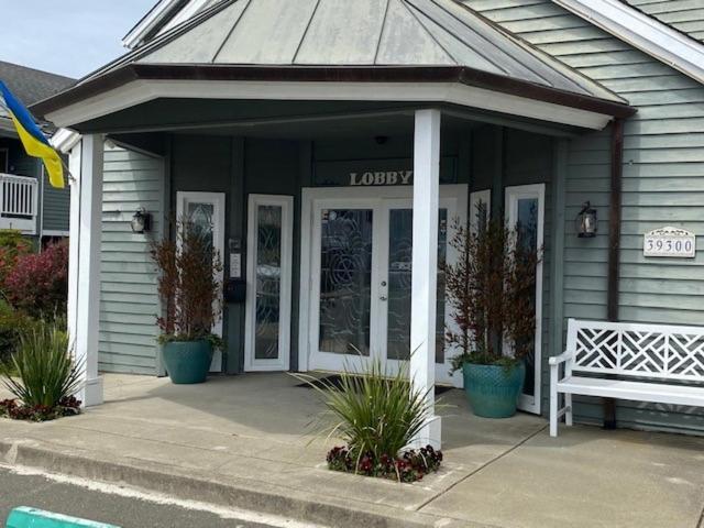 Hotel Breakers photo 2
