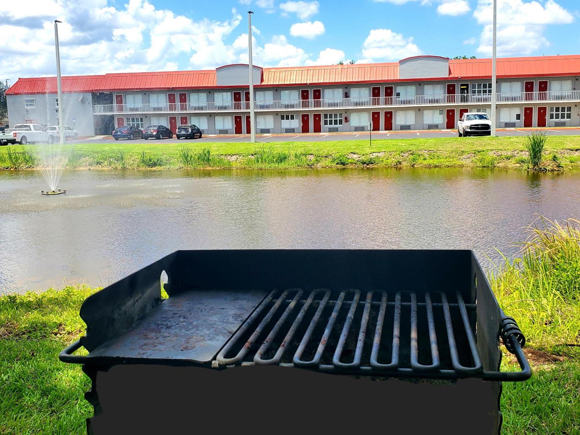 Vero Beach Inn & Suites Vero Beach I-95 photo 47