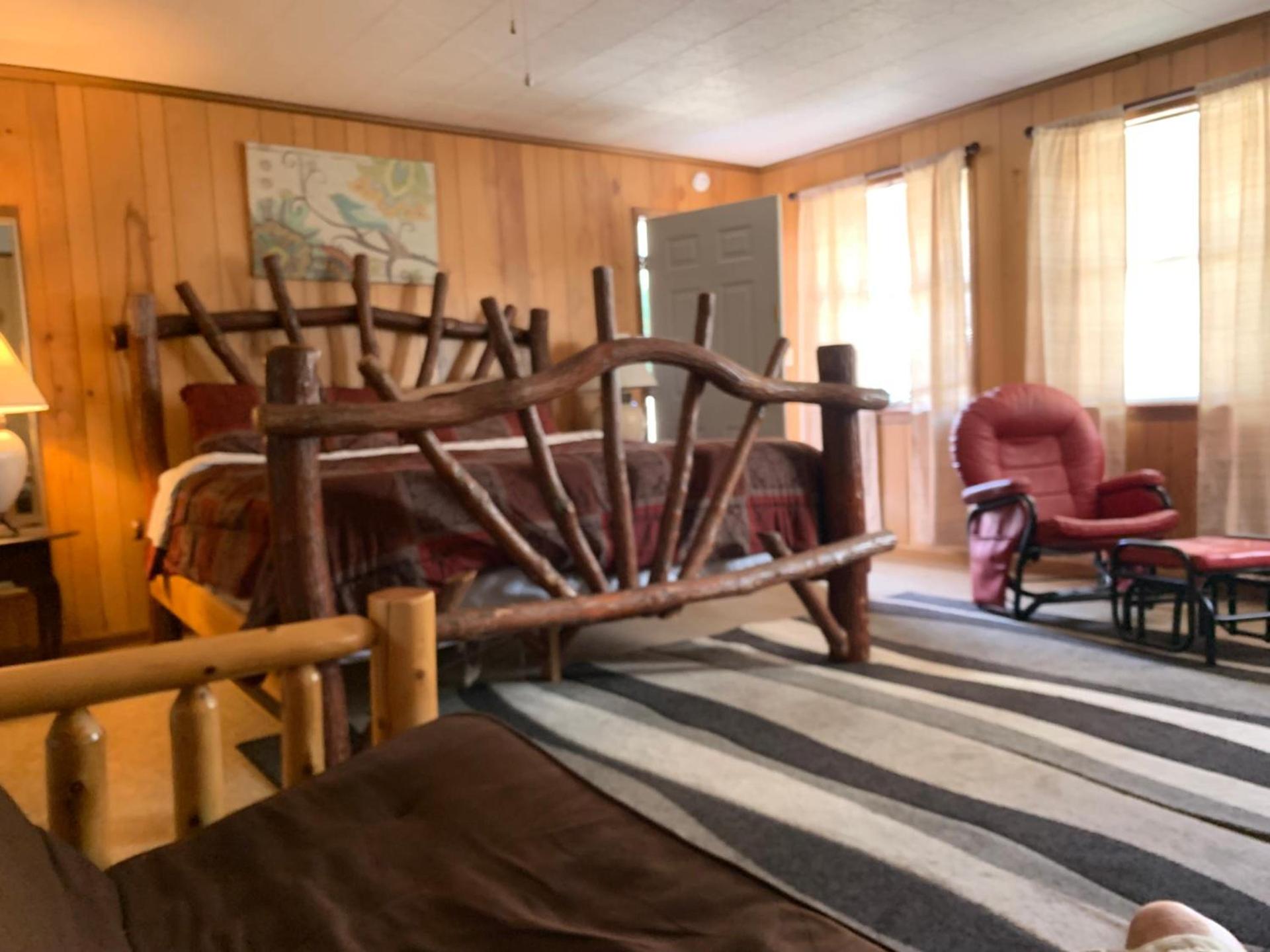 Phillips Historic Motel & Cottages photo 8