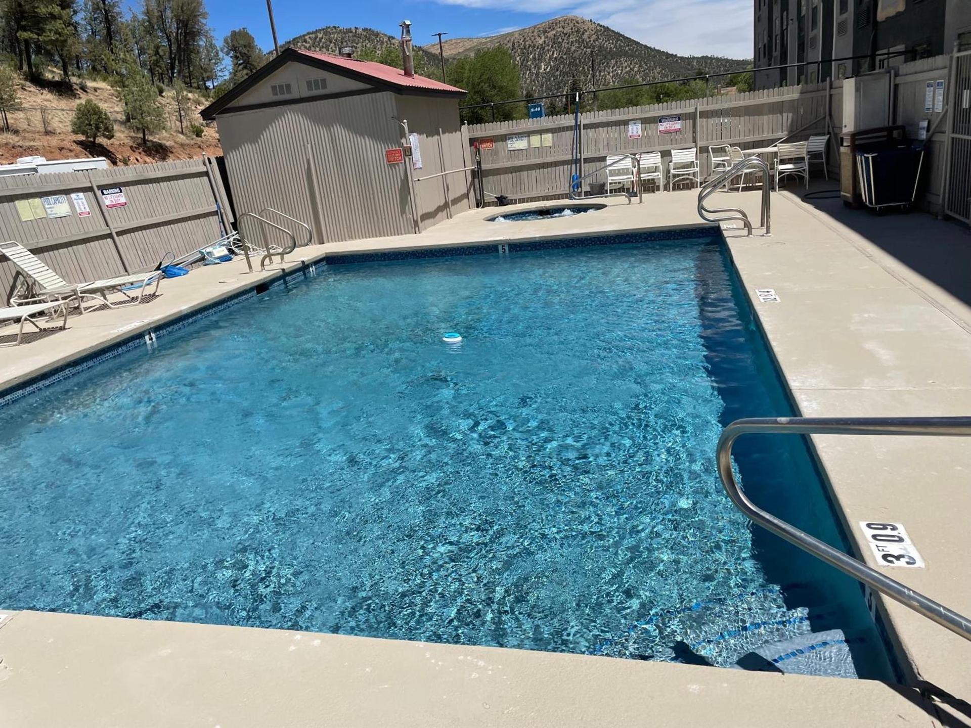 Ruidoso Mountain Inn photo 27