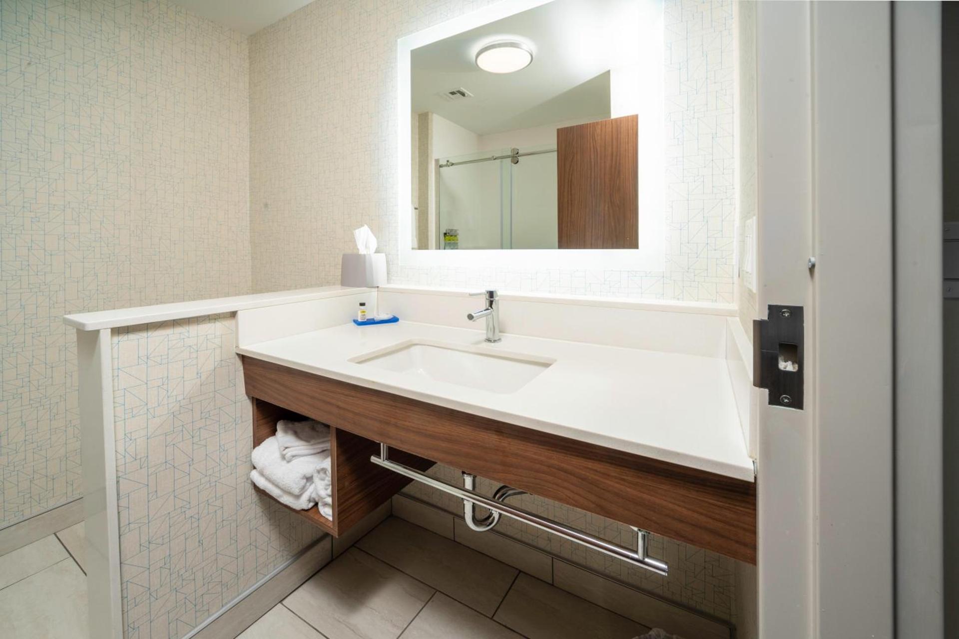 Holiday Inn Express & Suites - Rock Hill by IHG photo 30