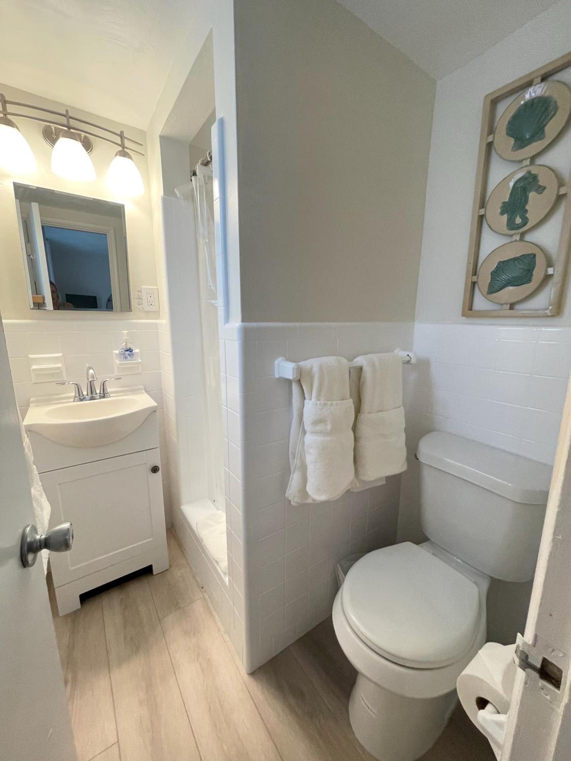 Tropic Isle Beach Resort photo 43