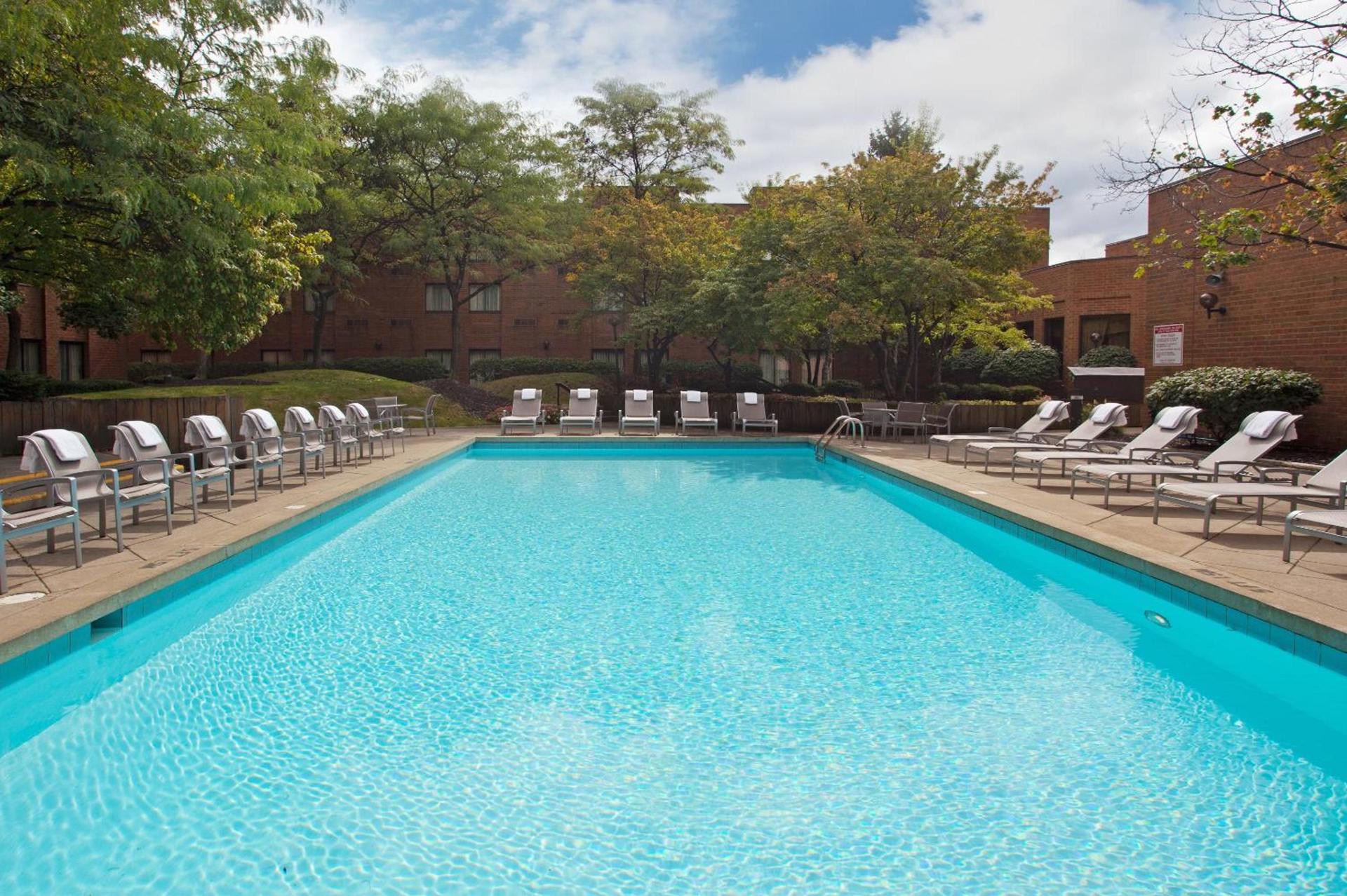 Crowne Plaza Columbus North - Worthington by IHG photo 12